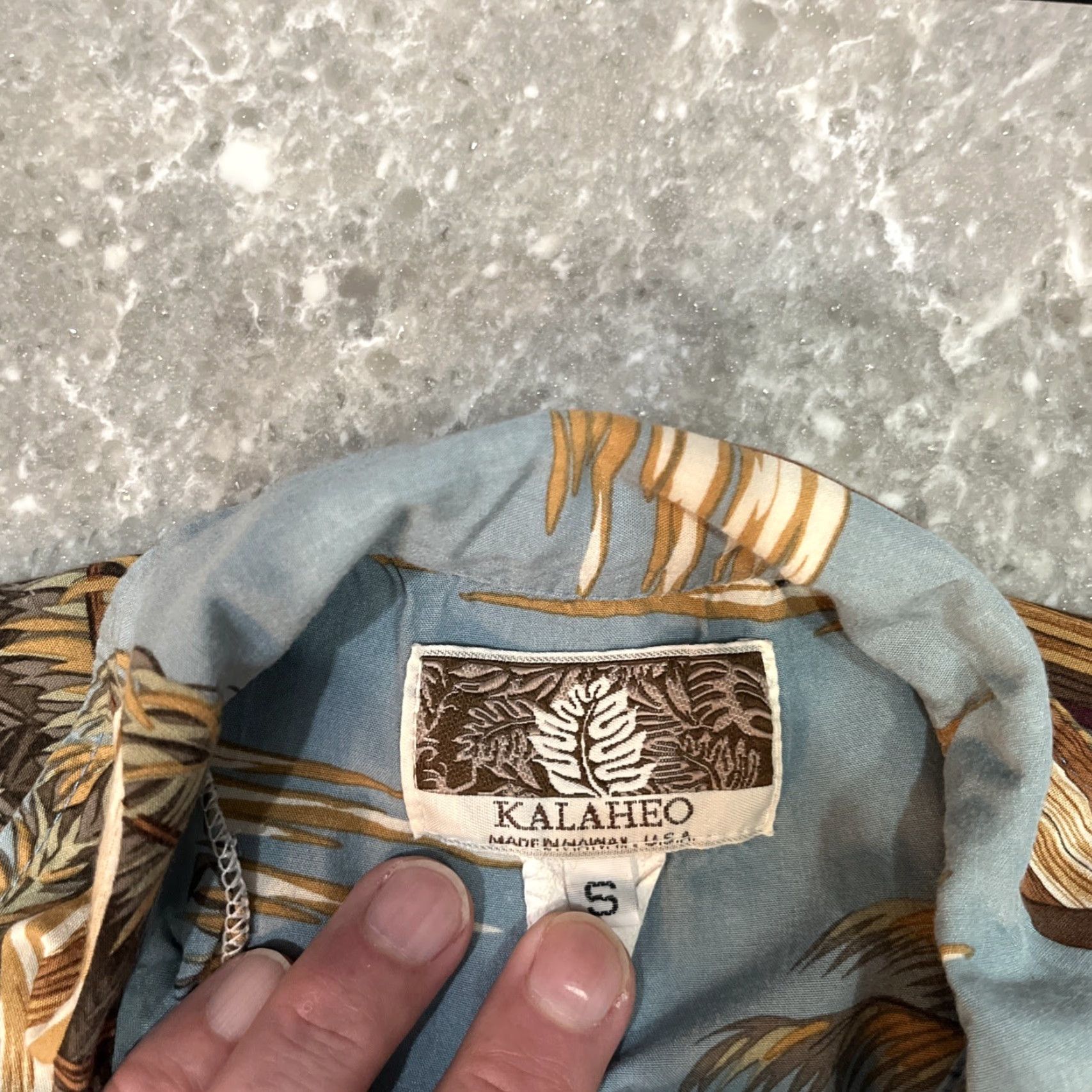 Vintage VINTAGE Kalaheo Men’s S Hawaiian Button Up Shirt Blue Tropical Made Is Hawaii Size US S / EU 44-46 / 1 - 2 Thumbnail