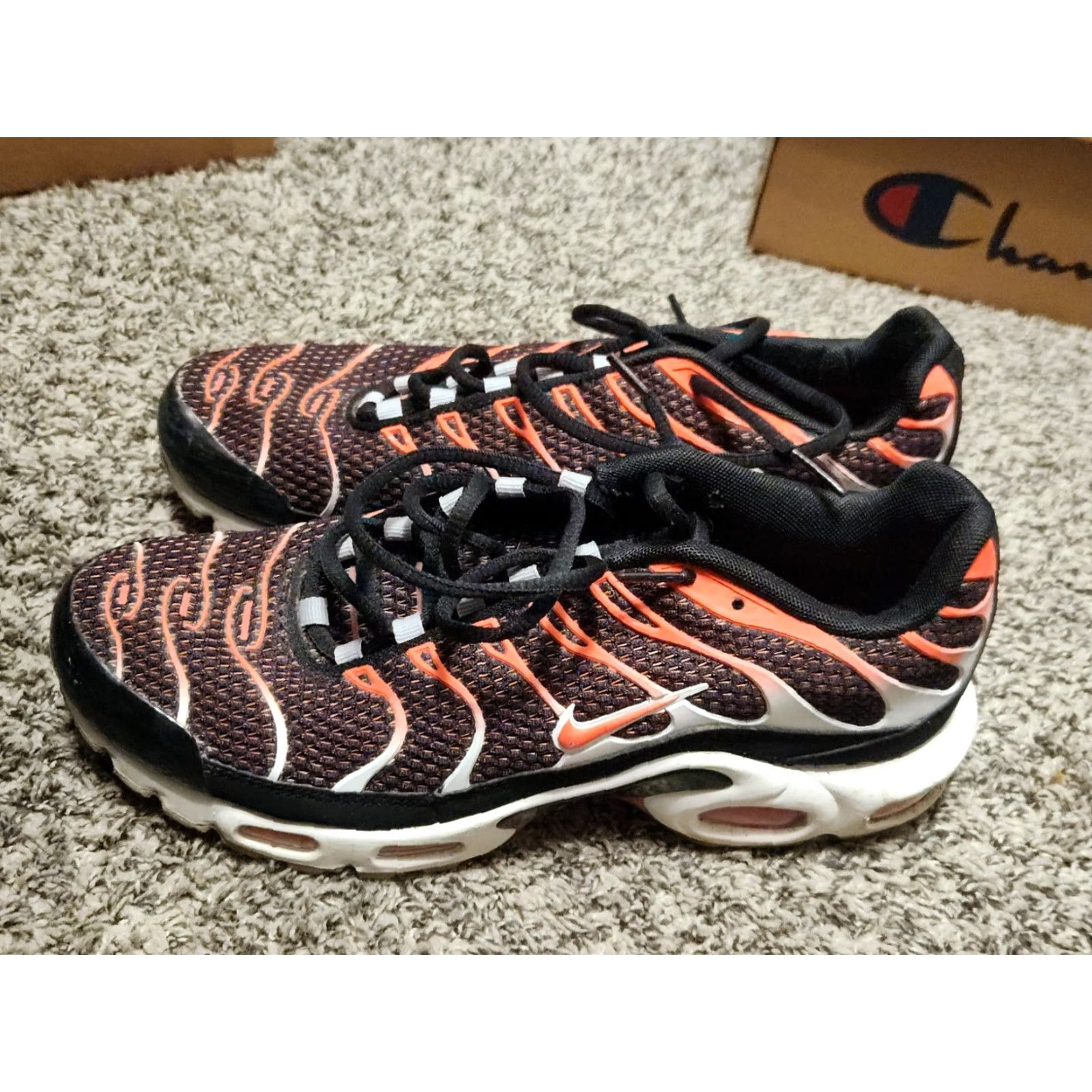 Nike Nike Air Max Plus Sneaker Men 10.5 Black 852630-034 Hot Lava Size US 11 / EU 44 - 4 Thumbnail