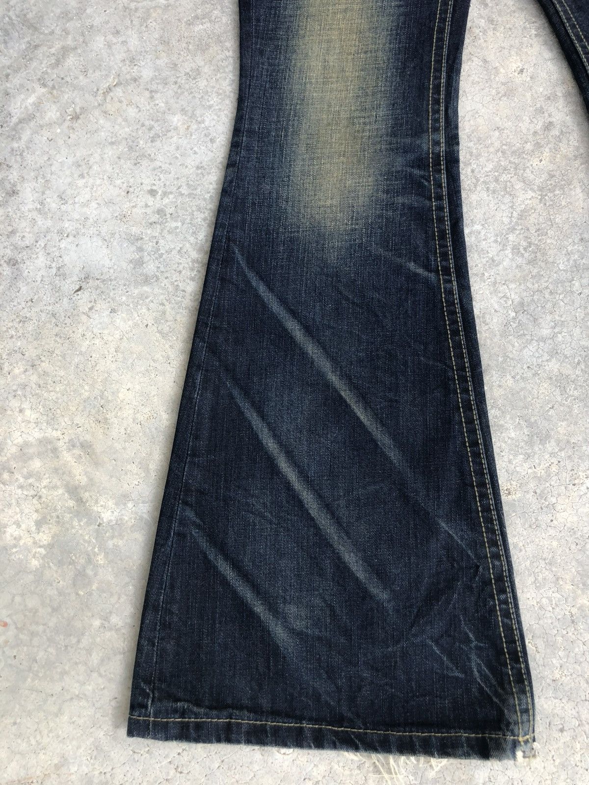 Japanese Brand Yoshitomo Nara Lolita Flared Jeans Distressed Size US 31 - 6 Thumbnail