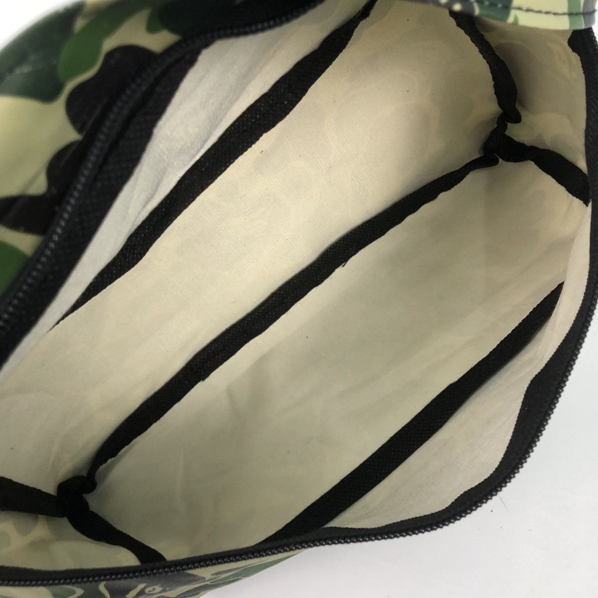 Bape A BATHING APE MEGAZINE CAMO WAIST BUM BAG Size ONE SIZE - 9 Thumbnail