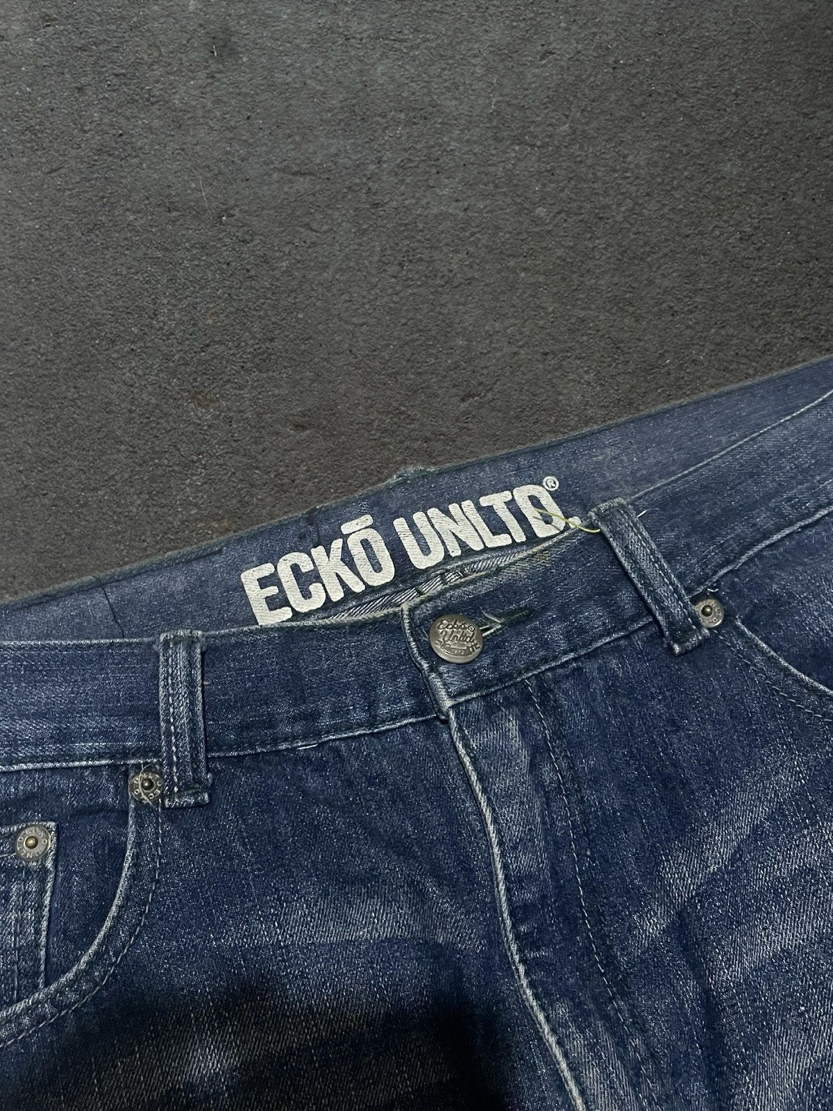Ecko Unltd. ECKO UNLTD JEANS GRAFFITI EMBROIDERED Size US 34 / EU 50 - 5 Thumbnail