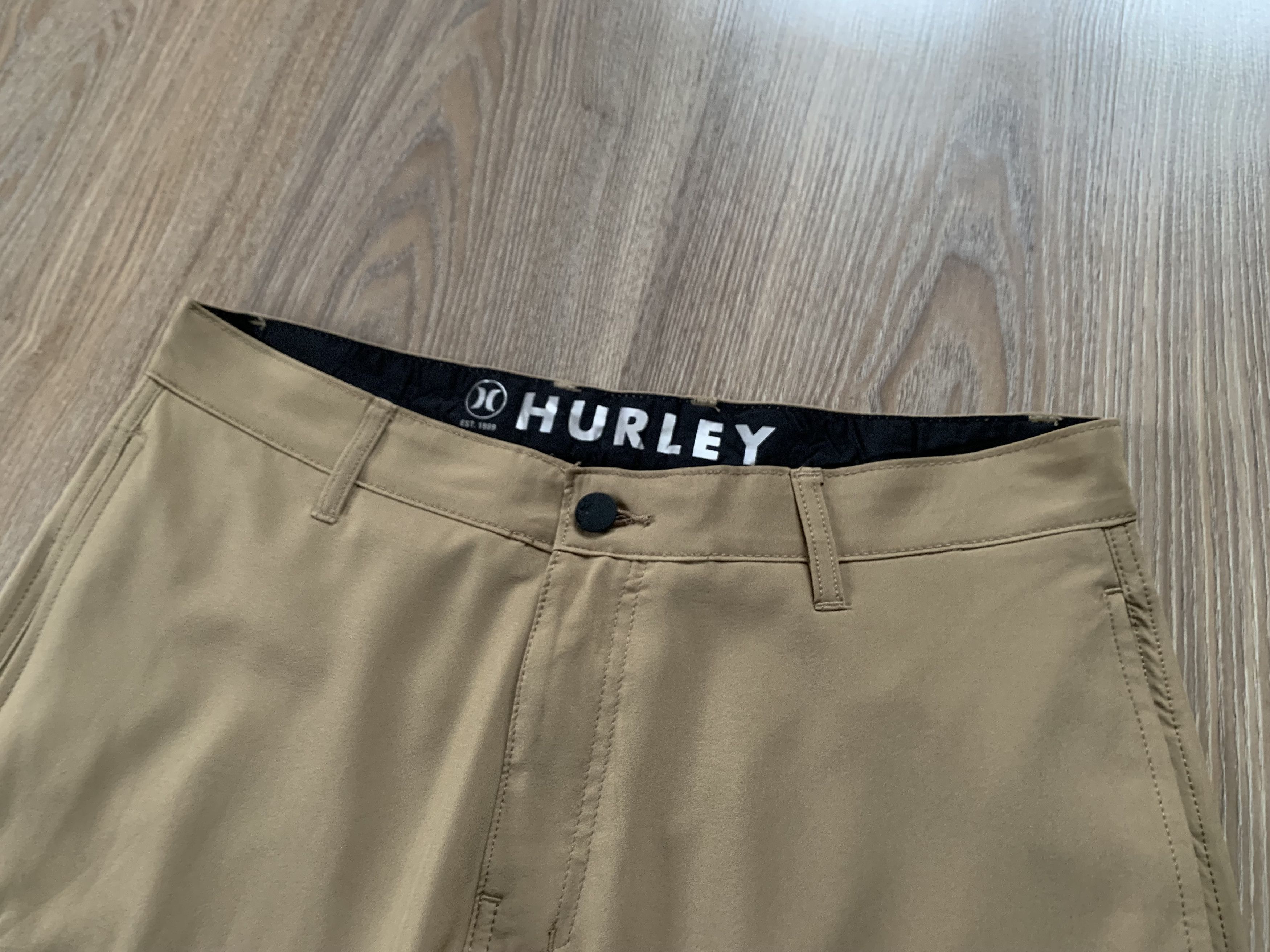 Hurley Hurley Beige Shorts Size US 34 / EU 50 - 4 Thumbnail