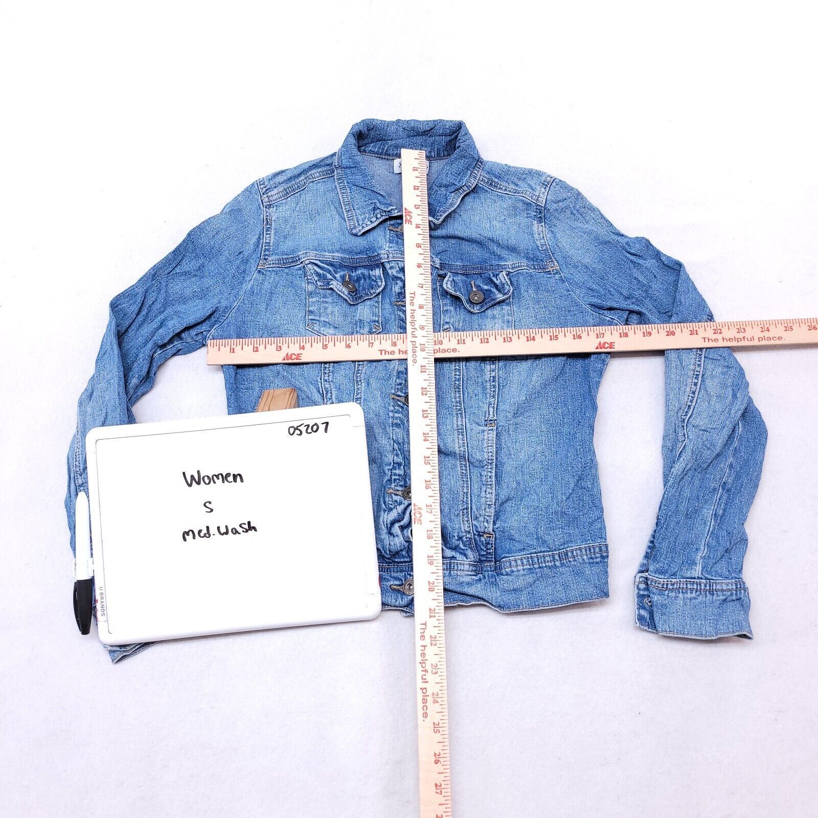 St. Johns Bay St Johns Bay Button Up Jean Jacket Womens Size Small S Blue Size S / US 4 / IT 40 - 6 Thumbnail