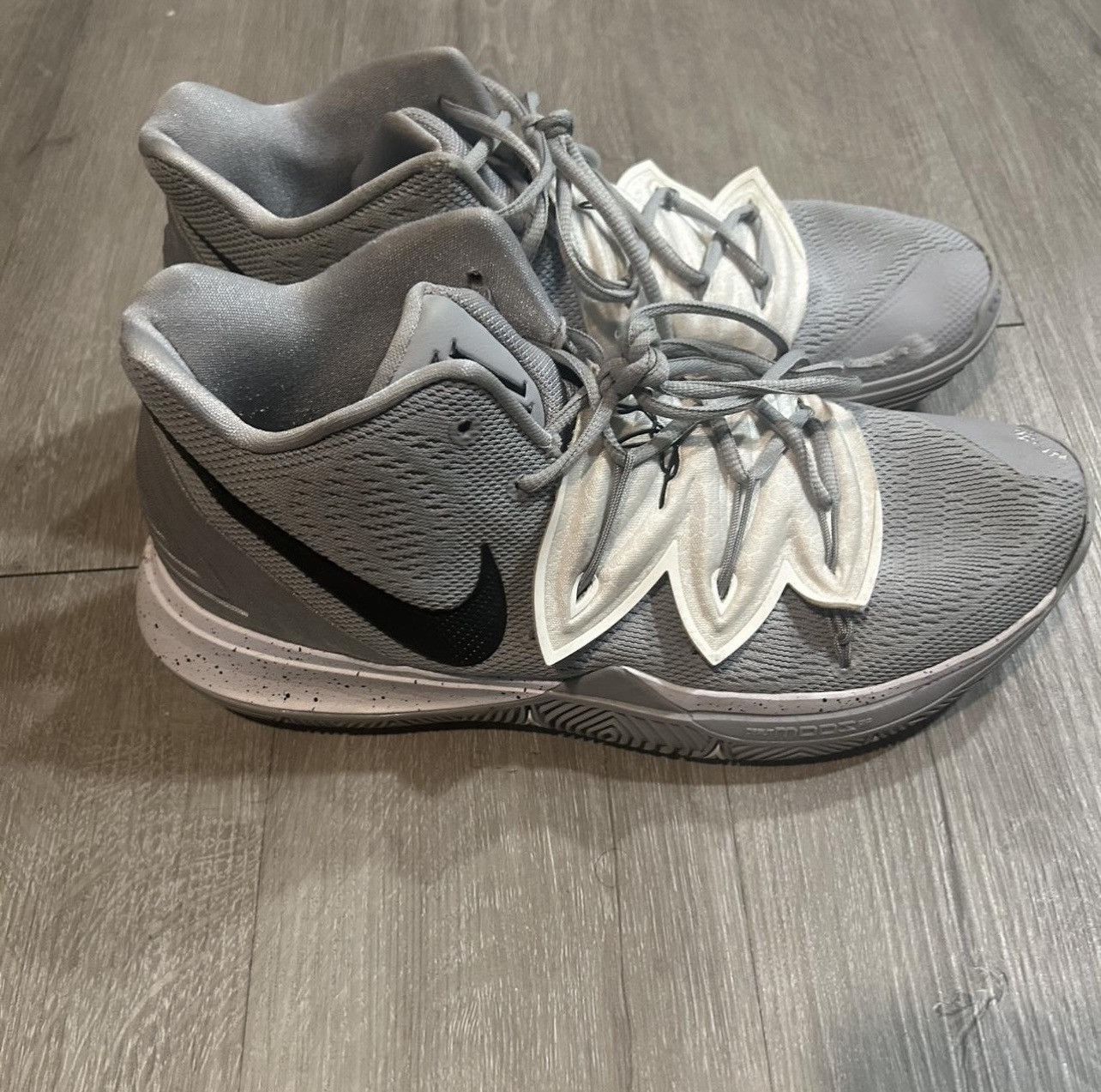 Nike Nike kyrie 5 grey wolf size 12 mens Size US 12 / EU 45 - 2 Thumbnail