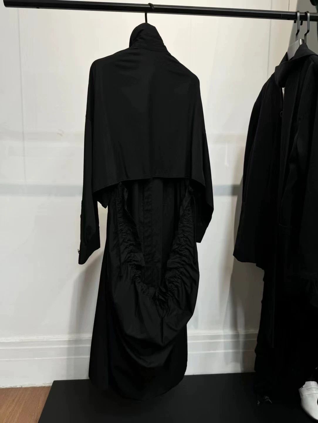 Yohji Yamamoto Yohji Yamamoto 19ss Cutout Oversized Shirt Size1 Size US S / EU 44-46 / 1 - 2 Thumbnail
