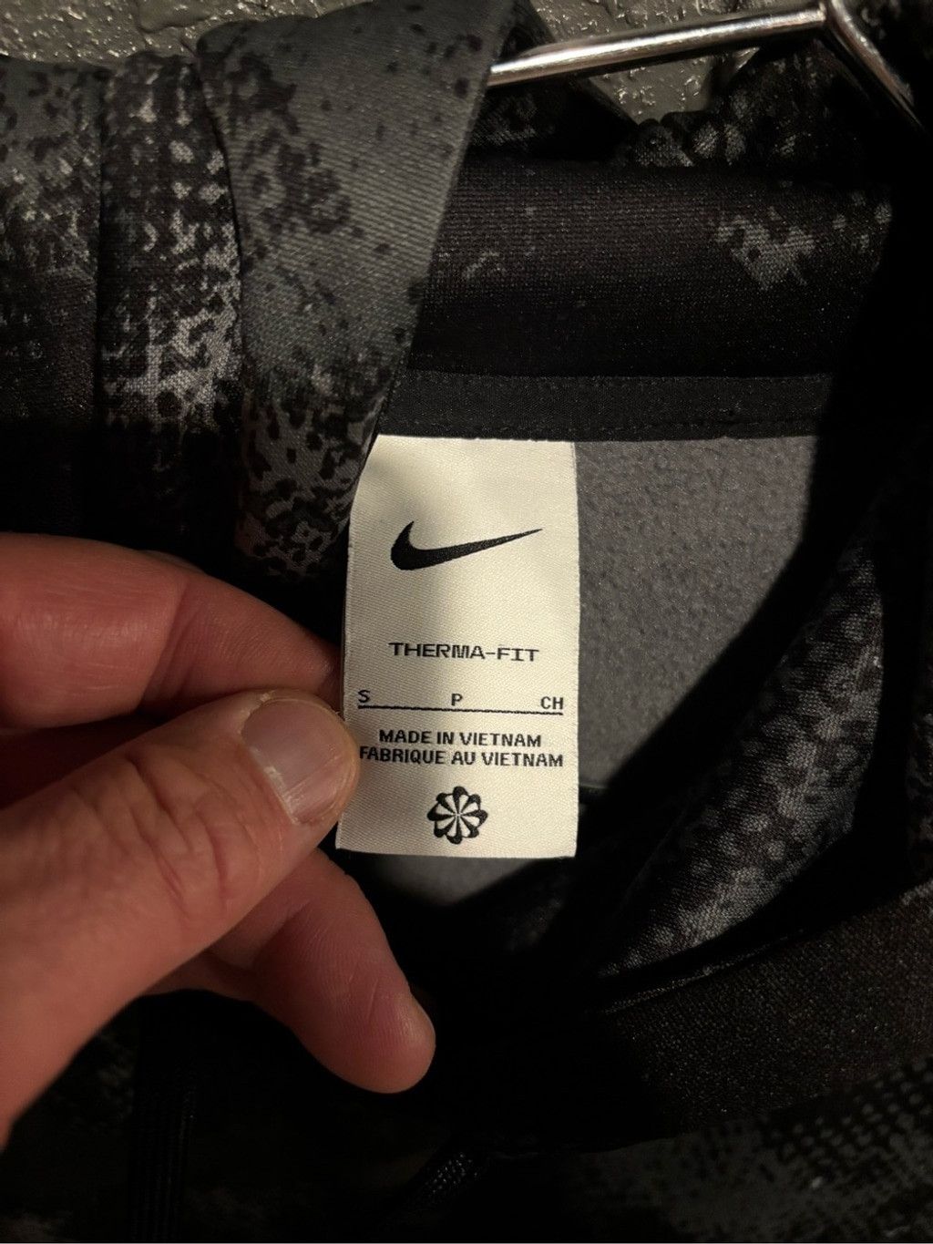 Nike Nike Black and Gray Pixel Camo Pullover Hoodie Size US S / EU 44-46 / 1 - 3 Thumbnail