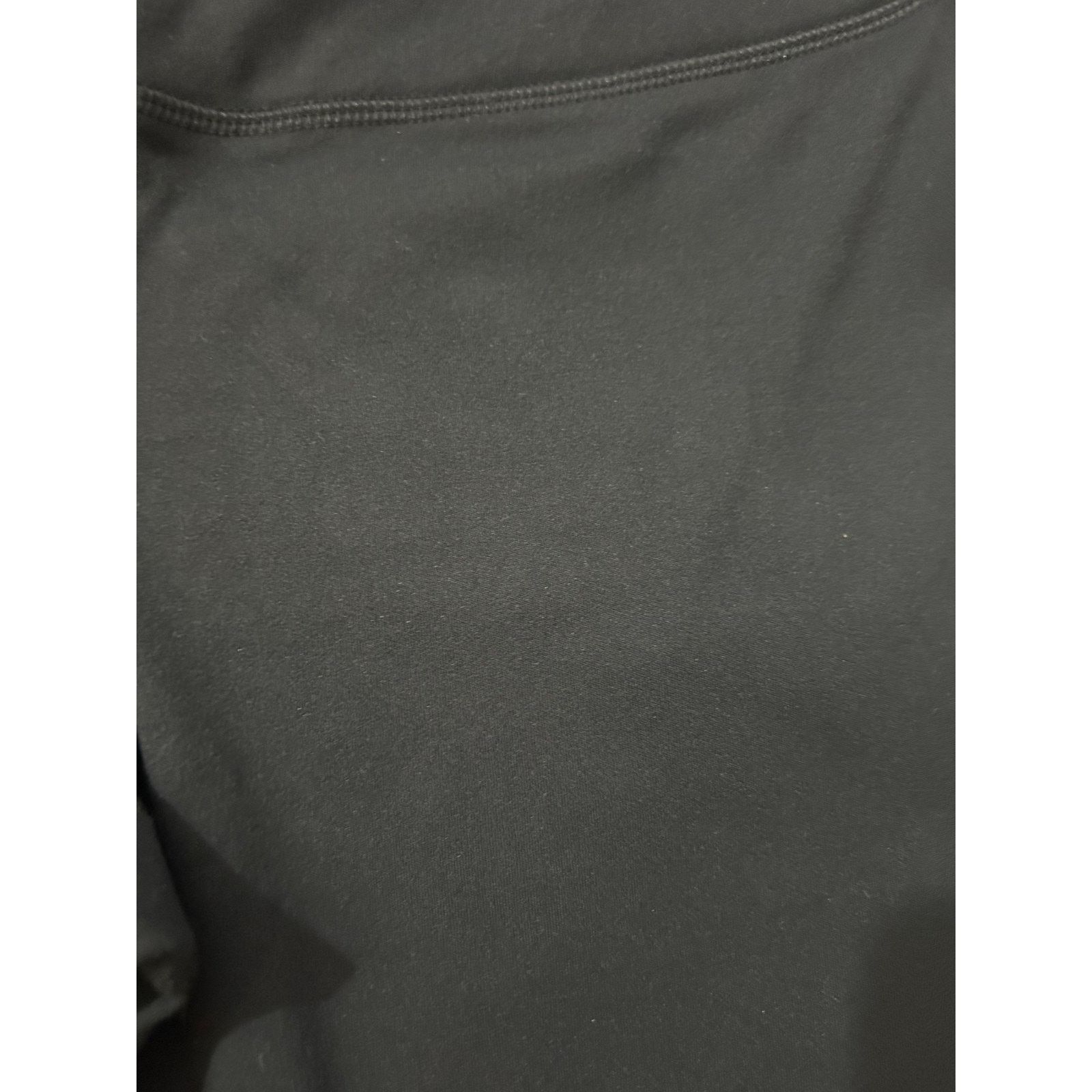 Other NWT-Women's Yogalicious Crop Leggings Black-Size Medium Size 28" / US 6 / IT 42 - 6 Thumbnail