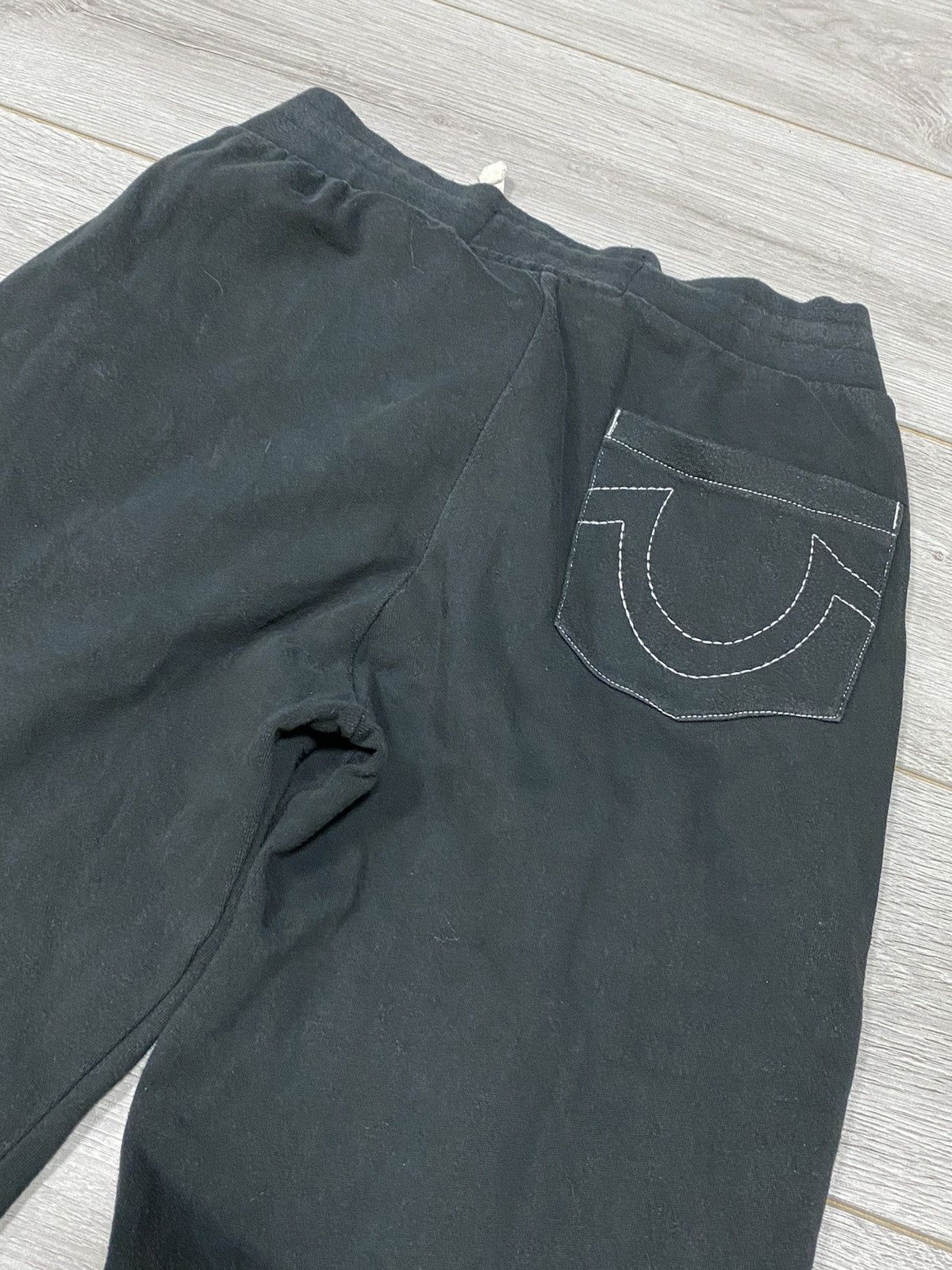 True Religion True Religion vintage stitched horse shoe pants Size US 32 / EU 48 - 3 Thumbnail