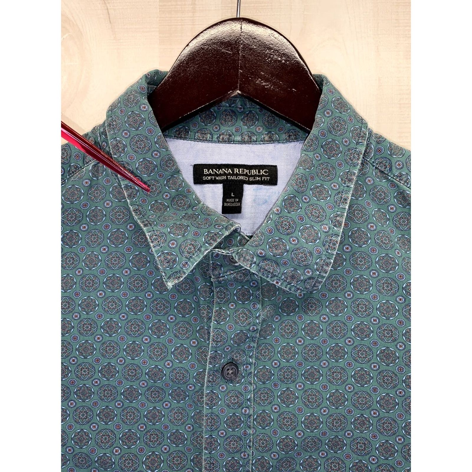 Banana Republic Banana Republic Mens Green Button Up Shirt L Casual Travel Cotton Button-Up Shirts Mens Green 5705 Regular Long Sleeve Size US L / EU 52-54 / 3 - 4 Thumbnail