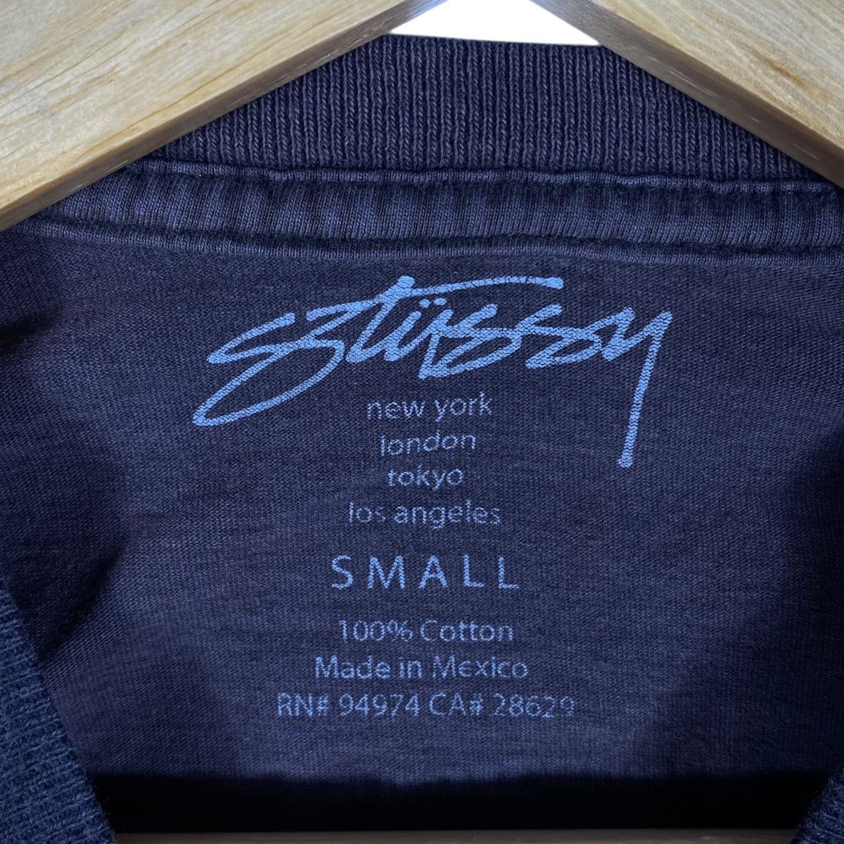 Stussy STUSSY DESIGNS Roots Reggae Graphic Long Sleeve Tee Shirt Size US S / EU 44-46 / 1 - 8 Thumbnail