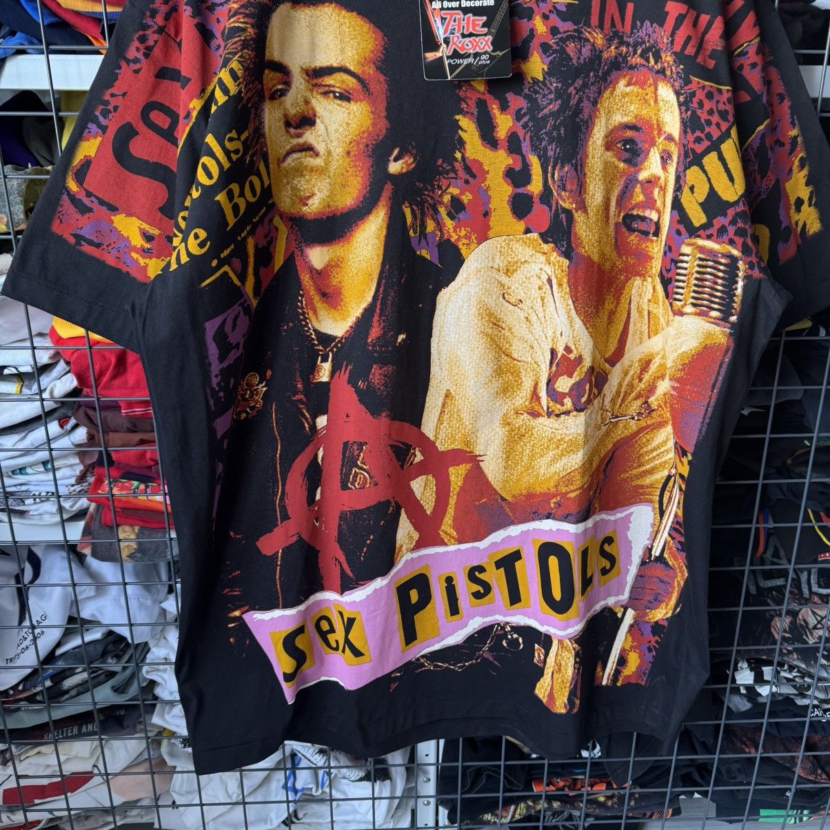 Band Tees Vintage Sex Pistols Sid Vicious AOP Punk T-shirt Size US XXL / EU 58 / 5 - 6 Thumbnail