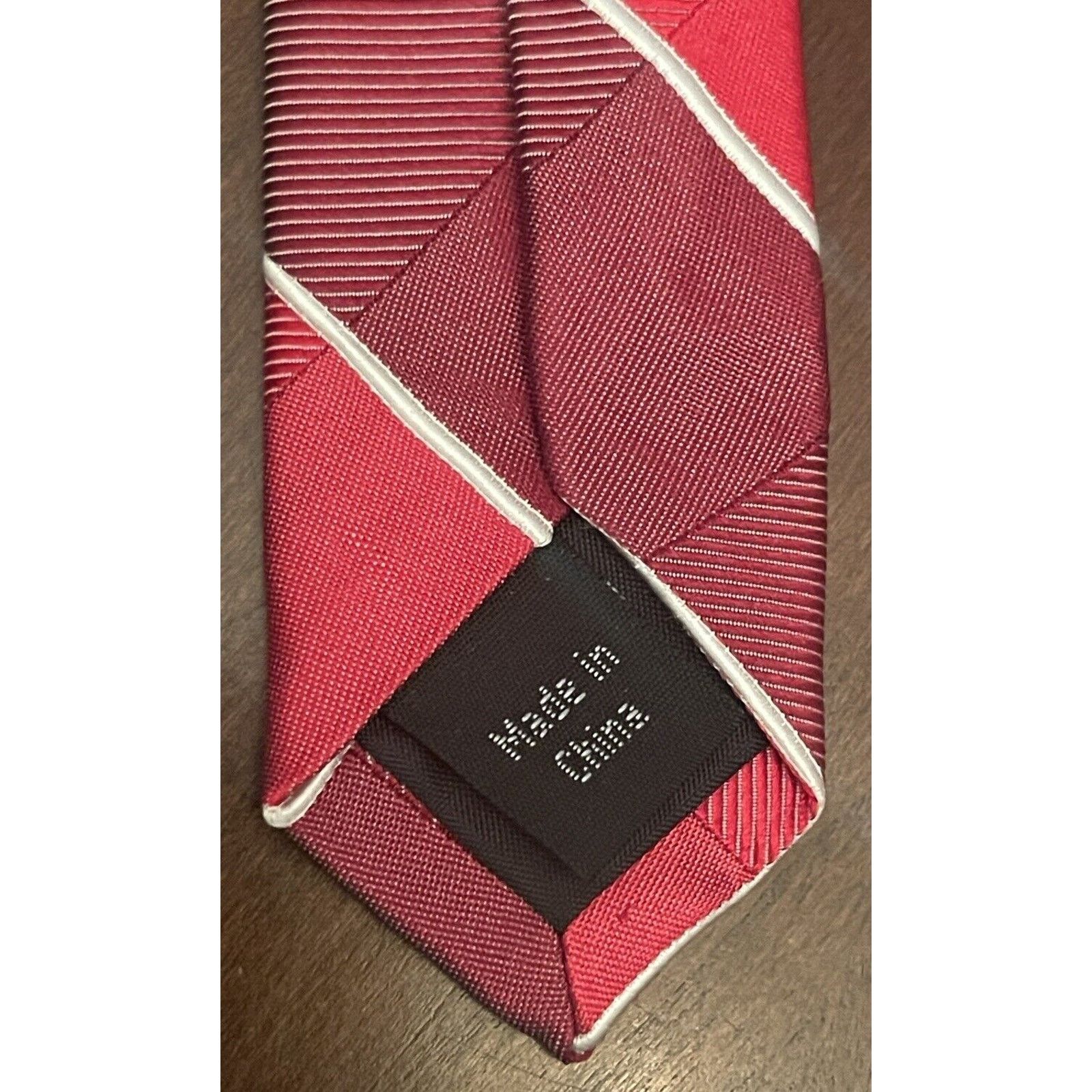 Arrow Arrow Red 100% Silk Men’s Neck Tie Made In China Size ONE SIZE - 7 Thumbnail