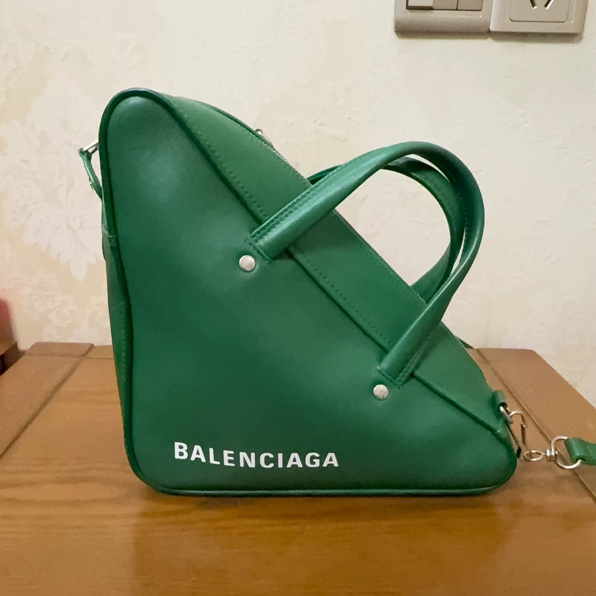 Balenciaga Balenciaga Leather Green Shoulder Bag OS Women Size ONE SIZE - 1 Thumbnail