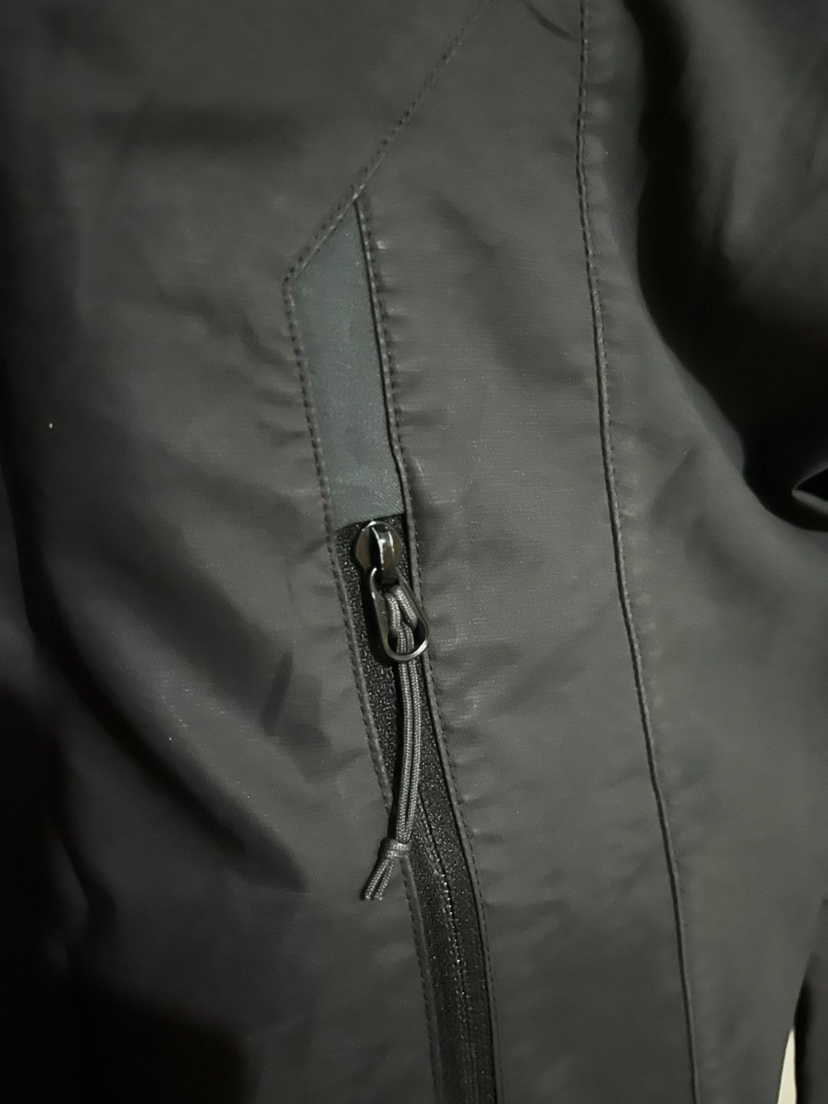 Arc'teryx Arcteryx Windbreaker Jacket with Side Pocket Logo Size US M / EU 48-50 / 2 - 3 Thumbnail