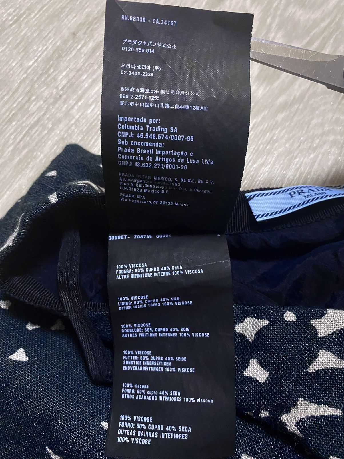 Prada Women’s Prada Milano Viscose Black Printed Midi Skirt Size 25" / US 0 / IT 36 - 9 Thumbnail