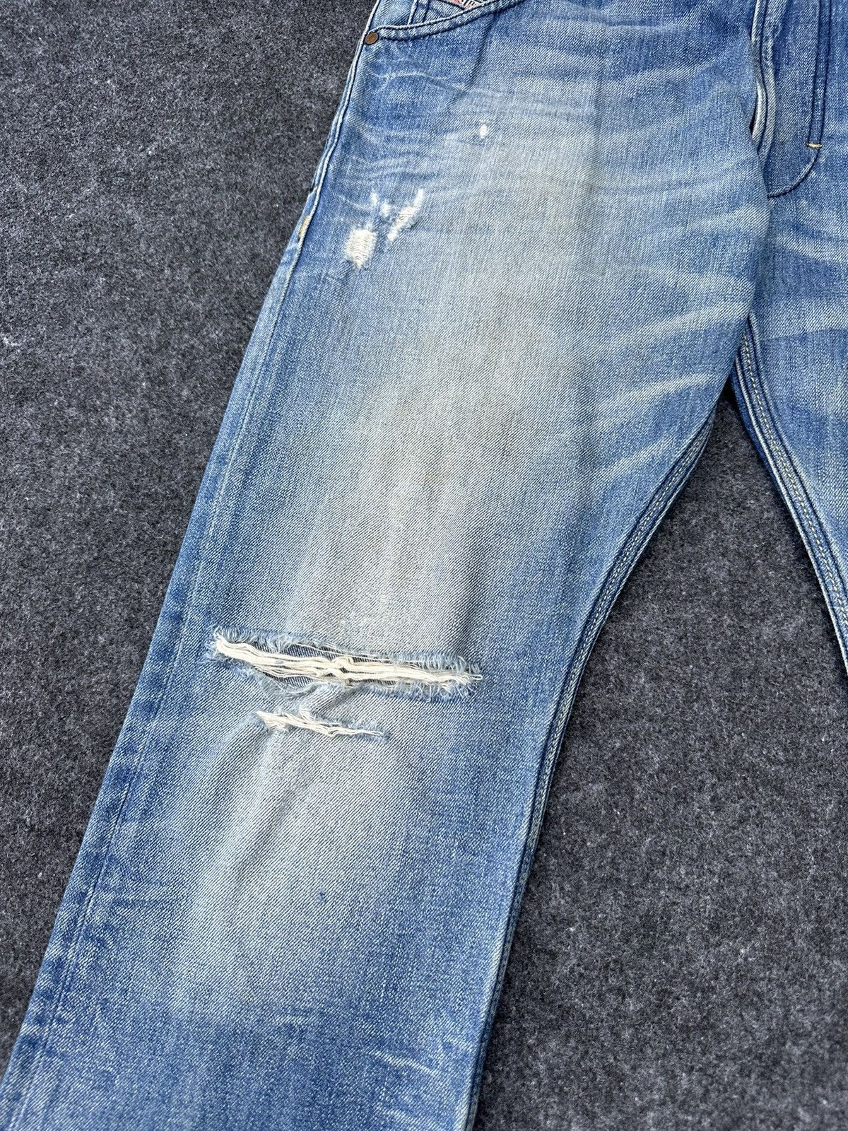 Diesel Diesel Krooley Regular Slim Distressed Denim 32x32 D36 Size US 32 / EU 48 - 7 Thumbnail