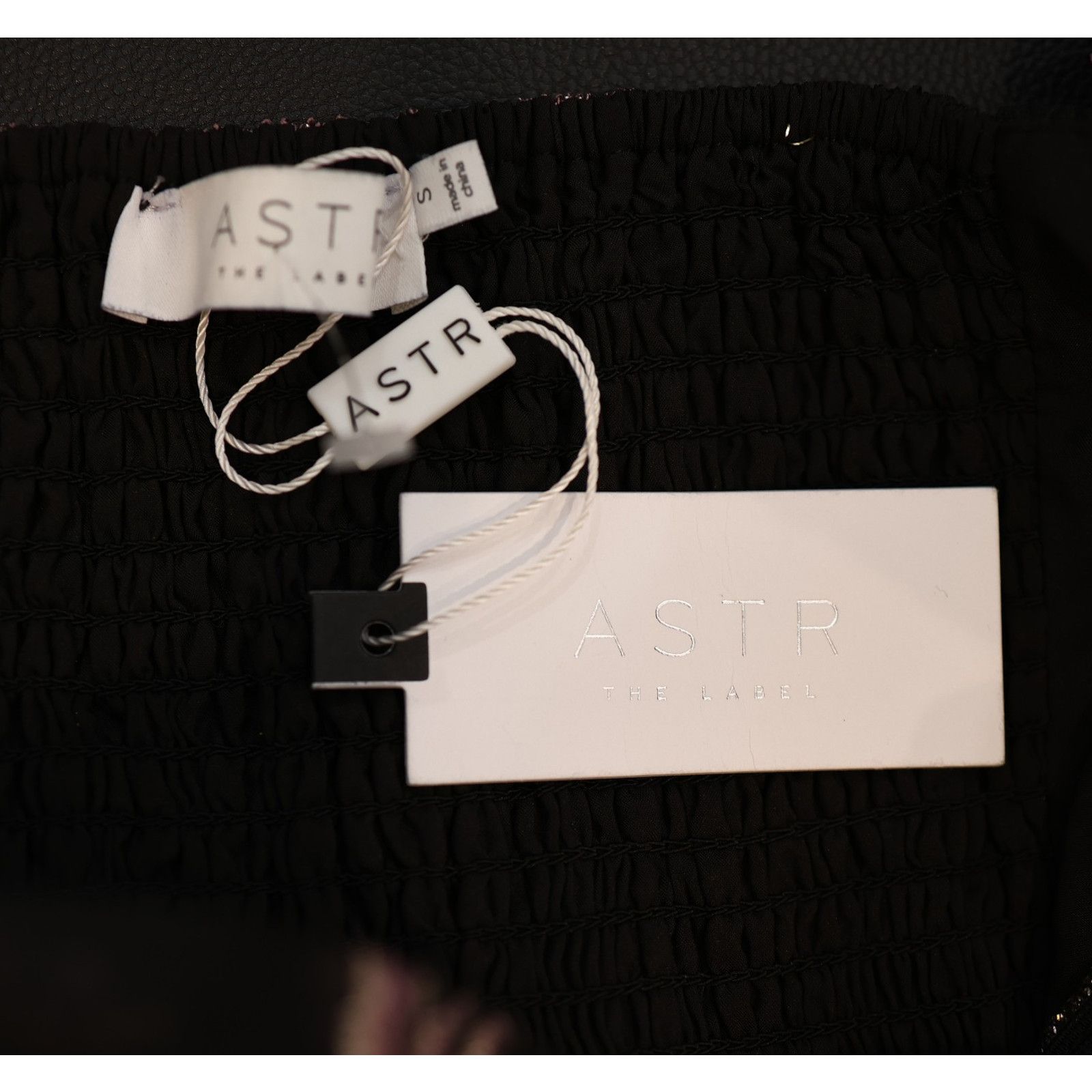 ASTR The Label NWT ASTR The Label Sidney Black Puff Sleeve Blouse Top Sz S Size S / US 4 / IT 40 - 5 Thumbnail