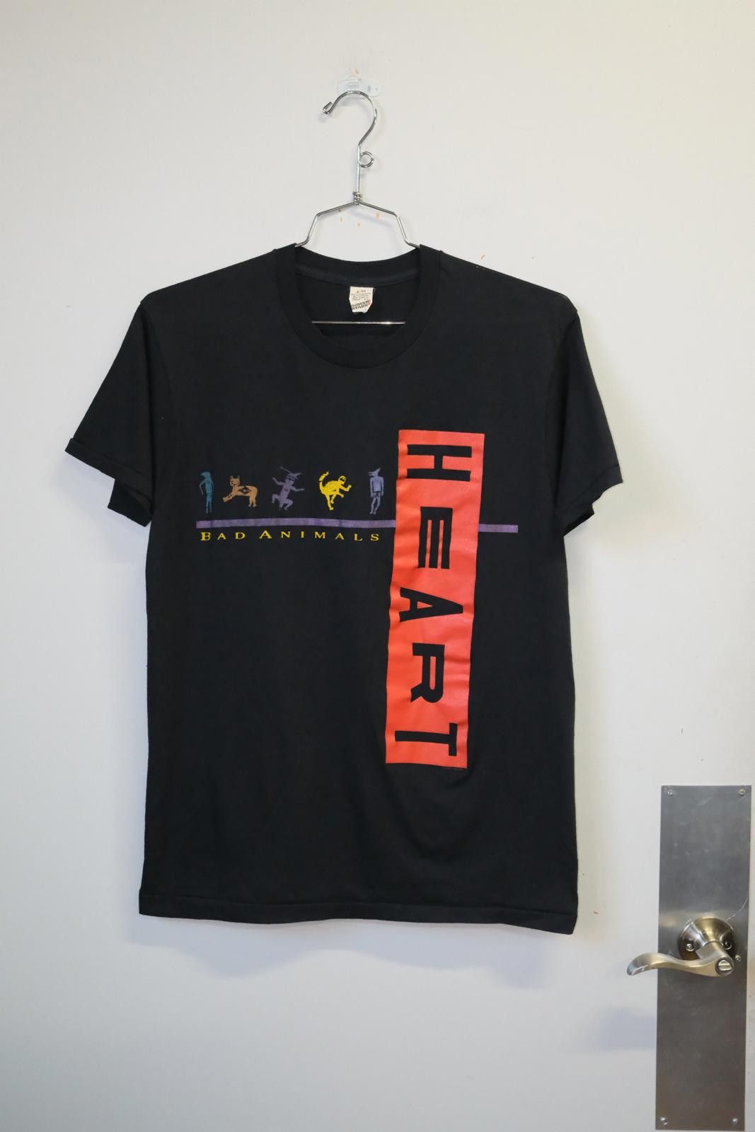 Theory 87' Screen Stars Heart Bad Animals World Tour T-Shirt Size XL / US 12-14 / IT 48-50 - 1 Thumbnail