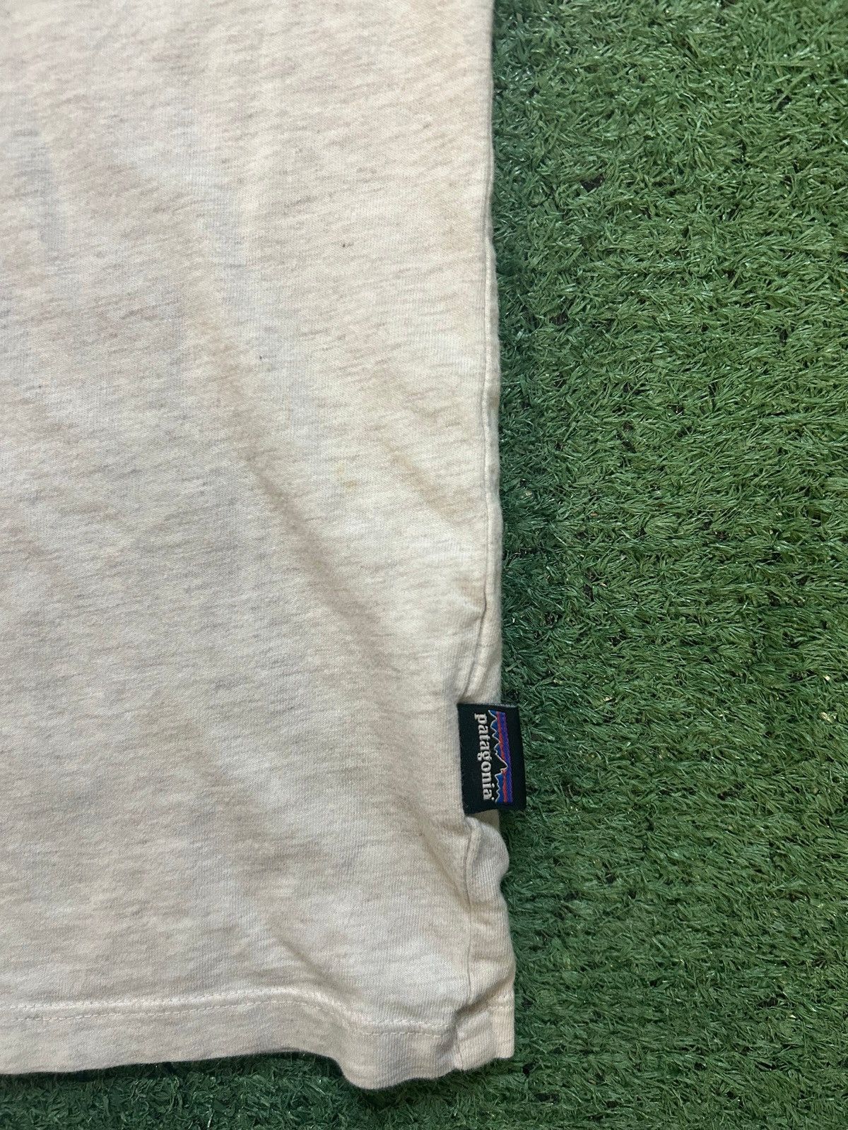 Patagonia Patagonia light gray tee Size US XL / EU 56 / 4 - 4 Thumbnail