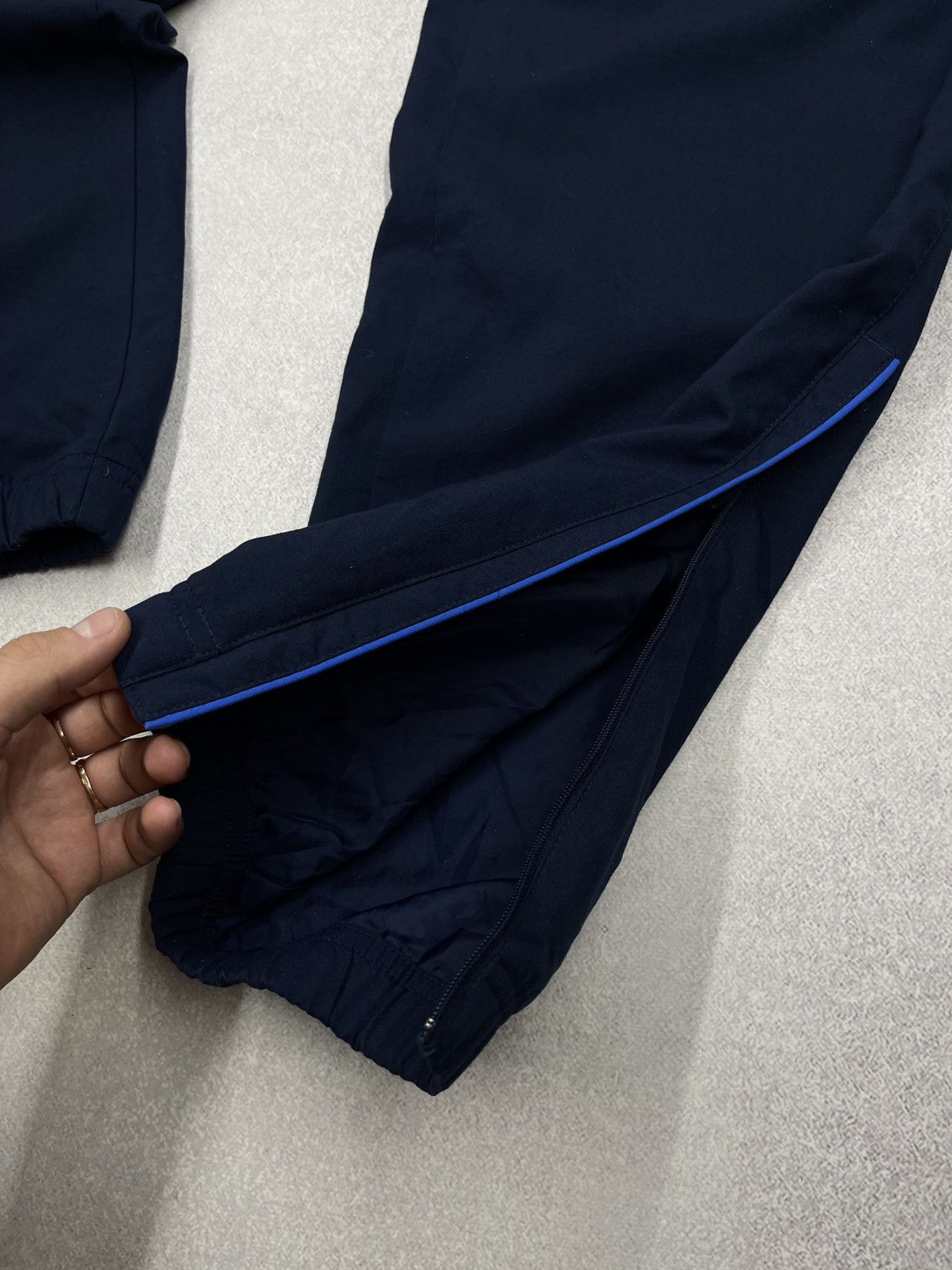 Nike Vintage Nike Nylon Navy Sweatpants Drill Y2K ACG TECH Size US 34 / EU 50 - 8 Thumbnail