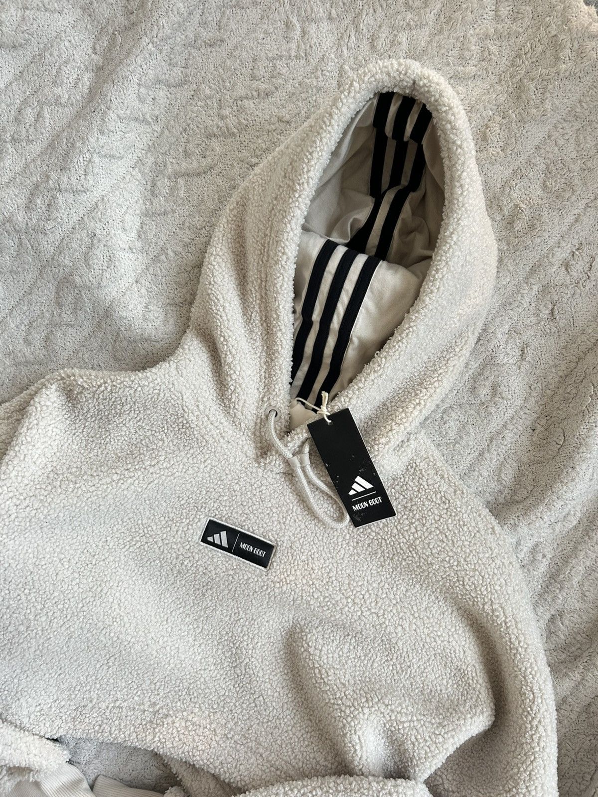 Adidas × Grailed × Moon Boot New Hoodie Moon boot adidas crop Size M / US 6-8 / IT 42-44 - 3 Thumbnail