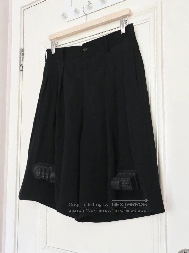 Comme des Garcons Comme des Garcons Black Pleated Toy Shorts. Size US 36 / EU 52 - 2 Thumbnail