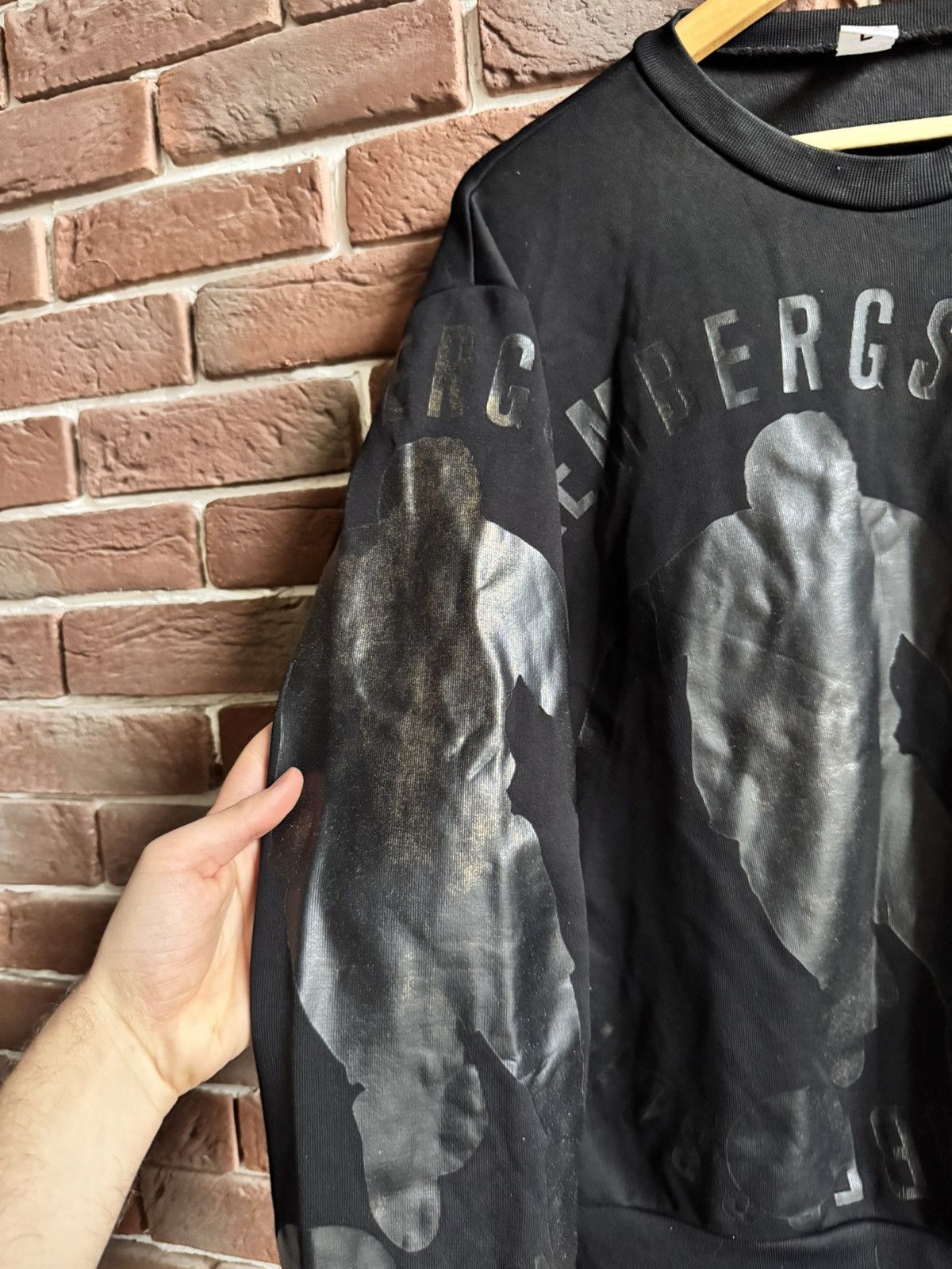 Dirk Bikkembergs Dirk Bikkembergs Logo Hype Sweatshirt Crewneck L Soccer Y2K Size US L / EU 52-54 / 3 - 4 Thumbnail