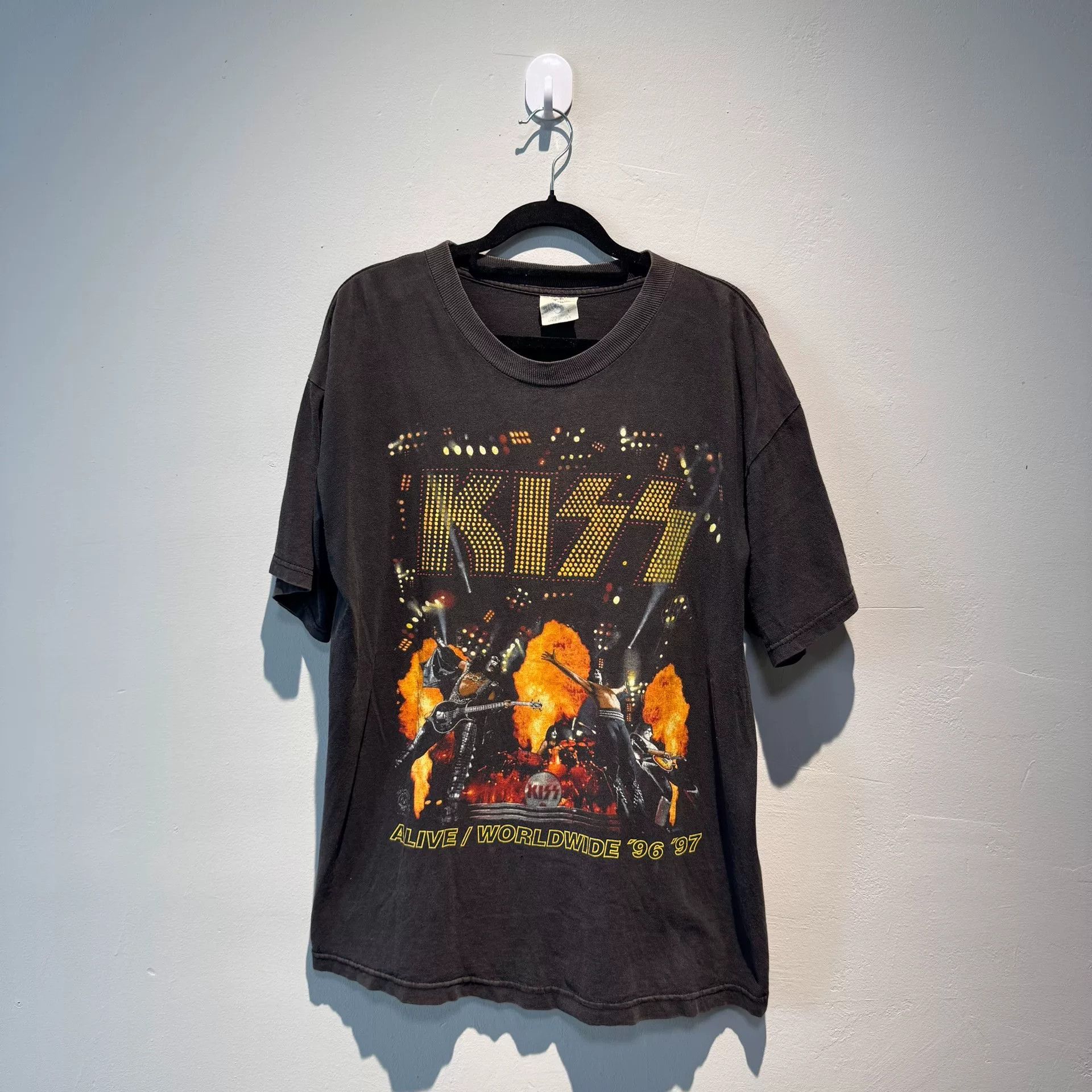 VINNY's Vintage Kiss Band Tee L Size Size US L / EU 52-54 / 3 - 1 Thumbnail