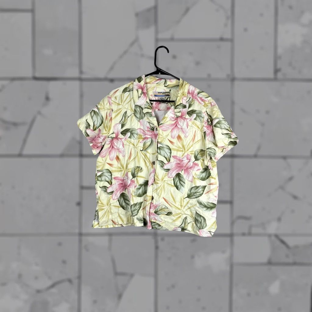 Vintage Sunset Cove Shirt Womens Petite XL Yellow Pink Floral Hawaiian Button Up Top Size XL / US 12-14 / IT 48-50 - 1 Thumbnail