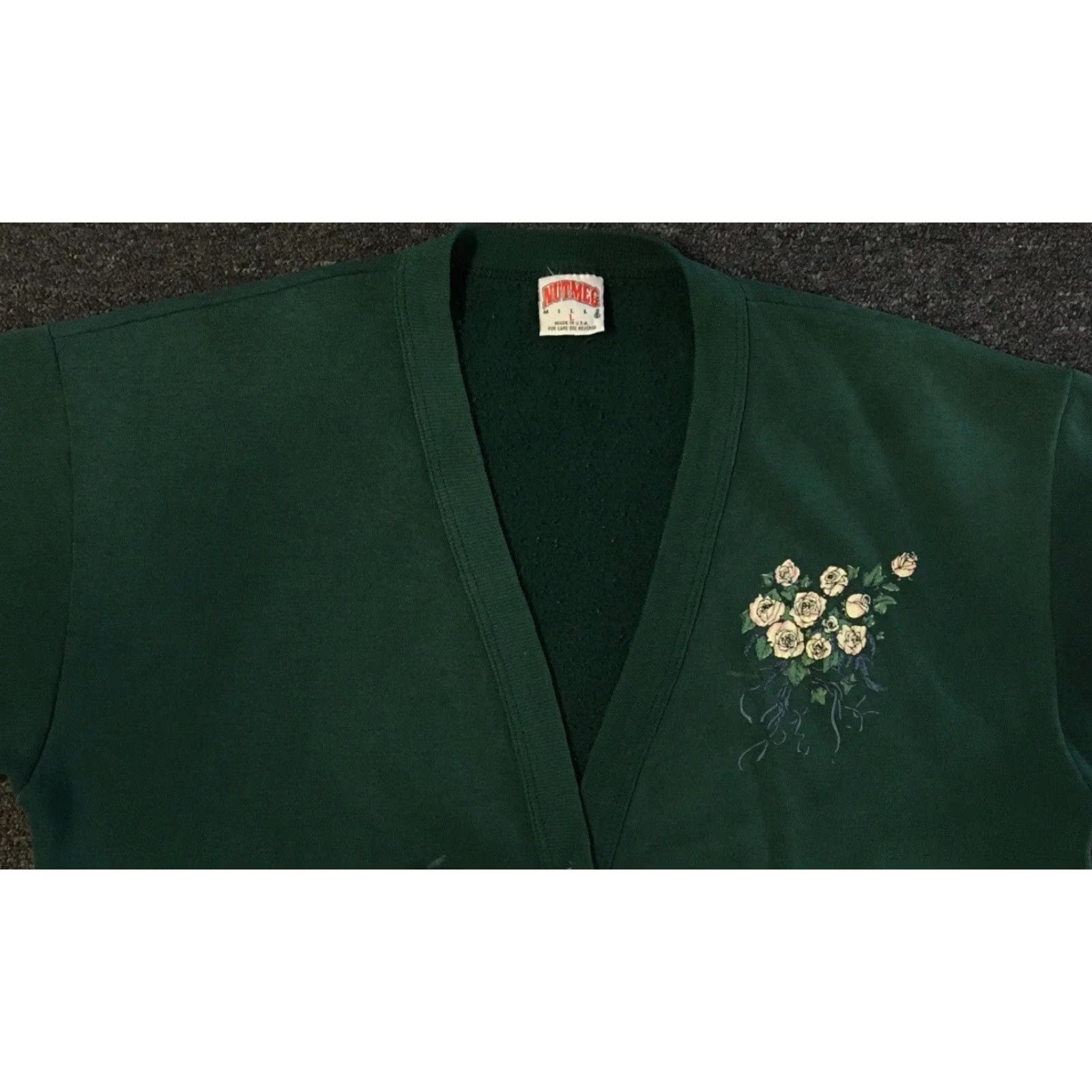 Nutmeg Vtg 90s Nutmeg Faded Flower Cardigan Sweatshirt L USA Beach Hoodie Unisex Adults Green Pullover Long Sleeve Button Knit 80s 90s Grunge Flower USA Size US L / EU 52-54 / 3 - 6 Thumbnail
