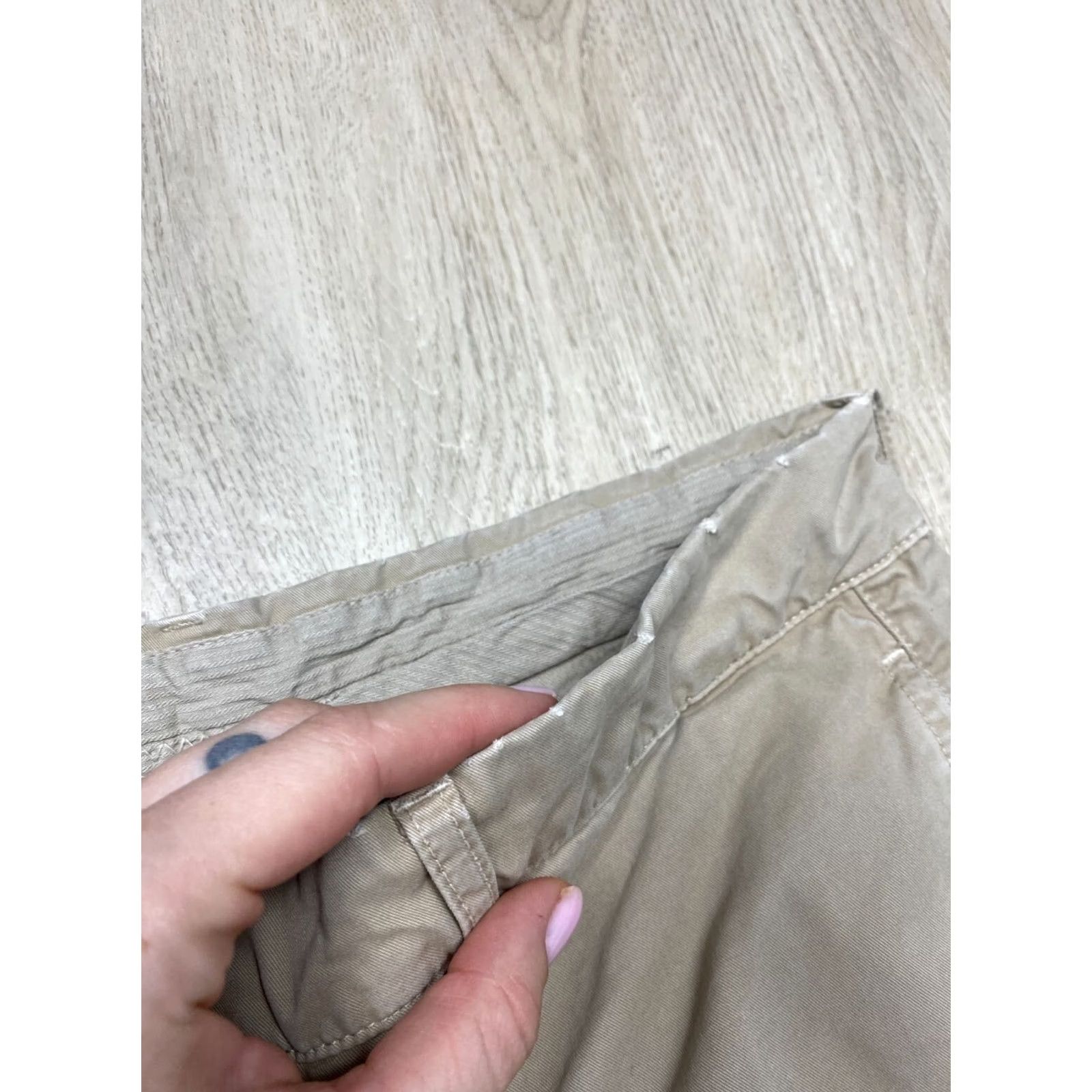 Aspesi Aspesi Vintage Chino Pants Mens Size 52 L Beige 34 Inseam 90 cm 114 cm Holiday 34 Inseam 90 cm Mens Beige Chino pants 52L vintage Aspesi Size US 34 / EU 50 - 3 Thumbnail