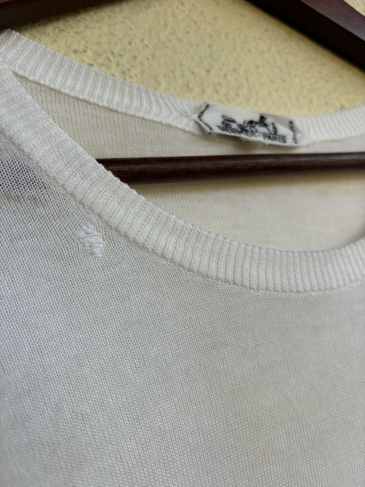 Hermes Vintage 70’s Hermes Small Logo Plain Tshirt Size US M / EU 48-50 / 2 - 8 Thumbnail