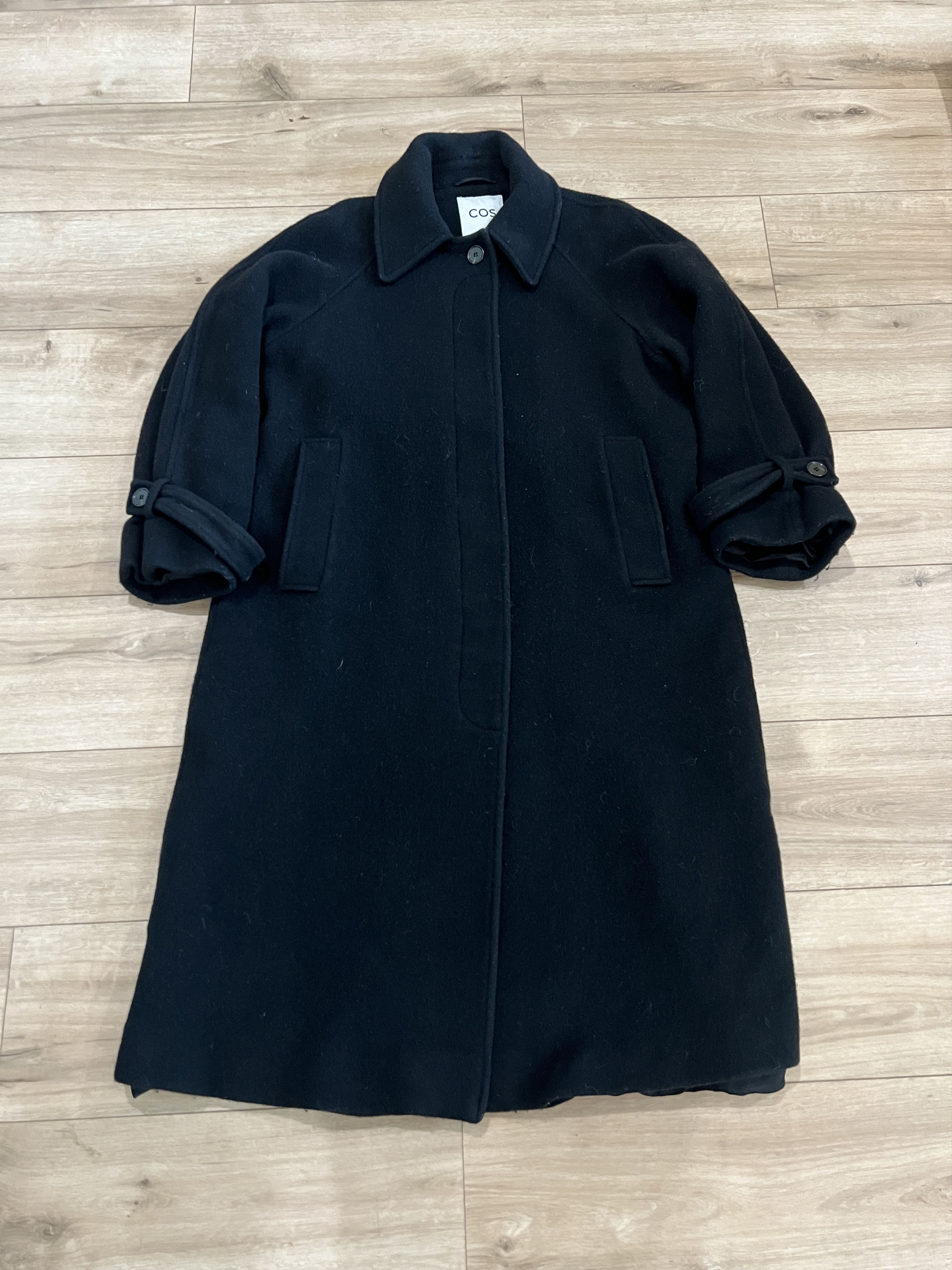 Cos COS Black Long Overcoat Wool Blend Minimal Overcoat Size US S / EU 44-46 / 1 - 1 Thumbnail