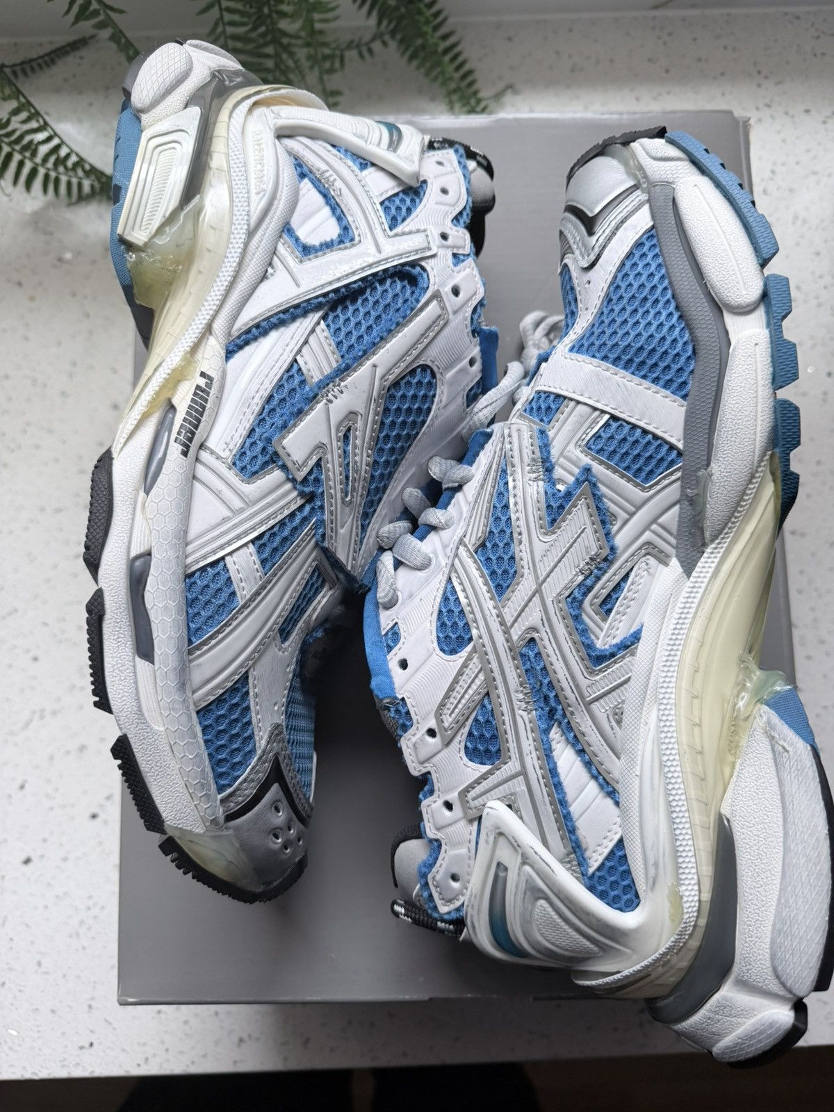 Balenciaga Balenciaga Runner Blue White Grey Black women Sneakers Size US 9 / IT 39 - 1 Thumbnail