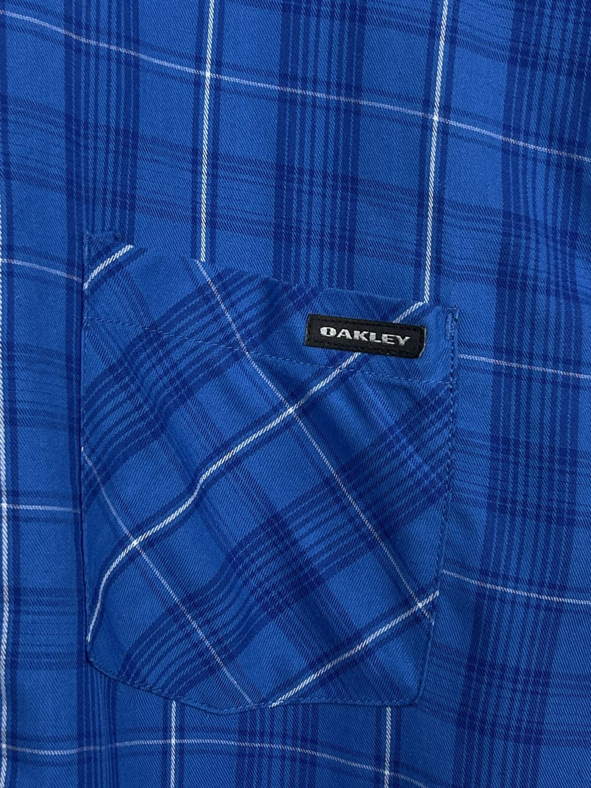 Oakley × Vintage Vintage Oakley Blue Plaid Shirt Men’s Size XL Size US XL / EU 56 / 4 - 9 Thumbnail