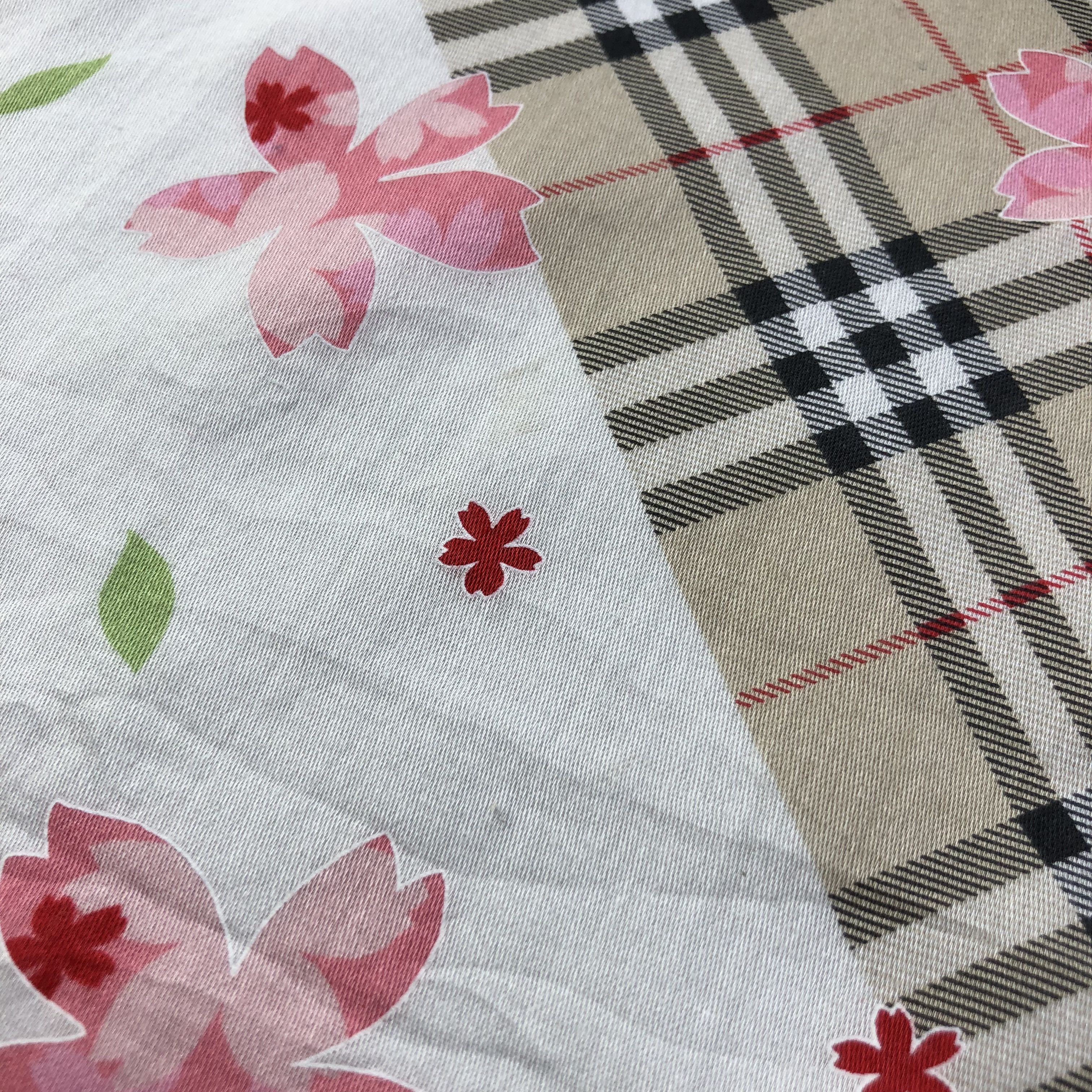 Burberry Burberry Handkerchief Neckerchief Bandana H2188 Size ONE SIZE - 6 Thumbnail