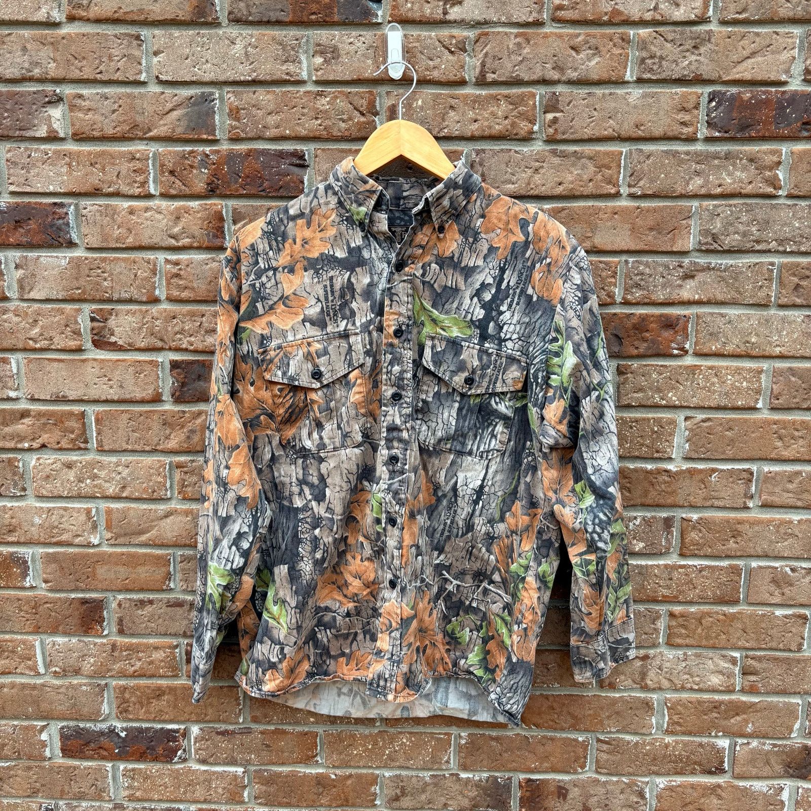 Vintage Vintage Tree Bark Camouflage Button Up Shirt Size Medium Size US M / EU 48-50 / 2 - 1 Thumbnail