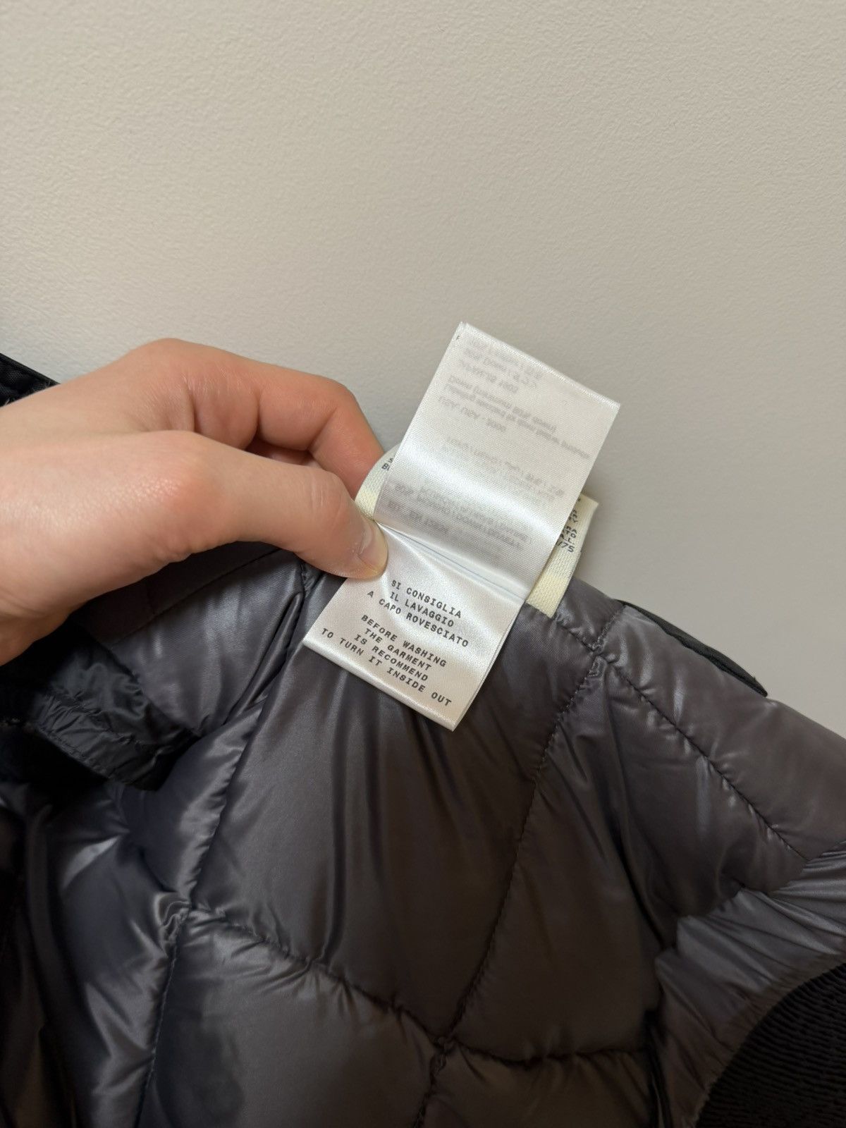 Moncler Moncler Grenoble Silver Gradient Down Melette Gilet Vest Size S / US 4 / IT 40 - 14 Thumbnail