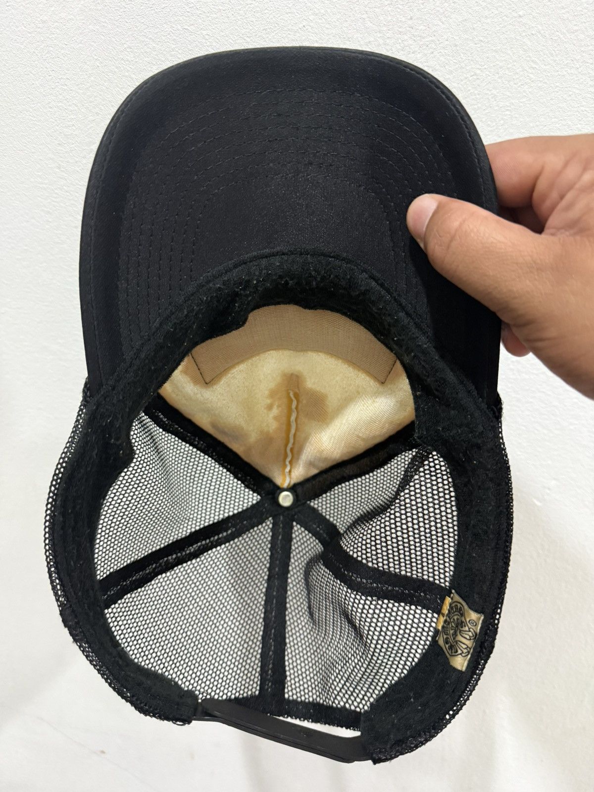 Chrome Hearts Vintage Chrome Hearts Distress Trucker Hat Size ONE SIZE - 11 Thumbnail