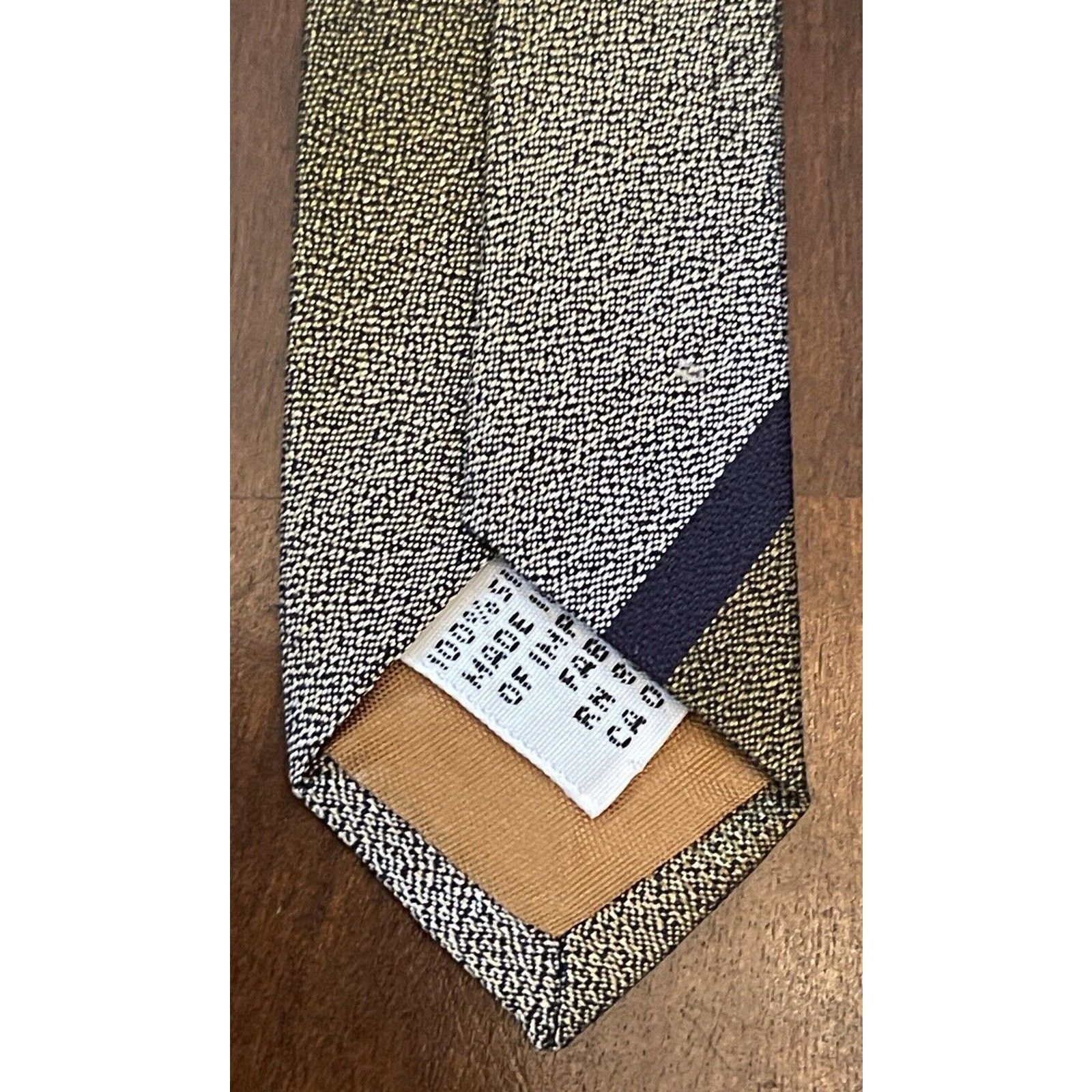 Calvin Klein Calvin Klein Collection 100% Silk Men’s Neck Tie Made In Usa Size ONE SIZE - 7 Thumbnail