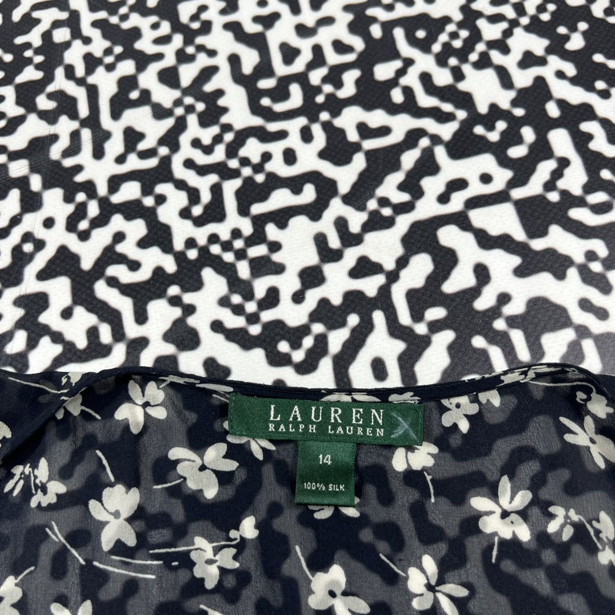 Lauren Ralph Lauren Vintage Y2K Lauren Ralph Lauren Silk Floral Flared Dress Size XL / US 12-14 / IT 48-50 - 16 Thumbnail