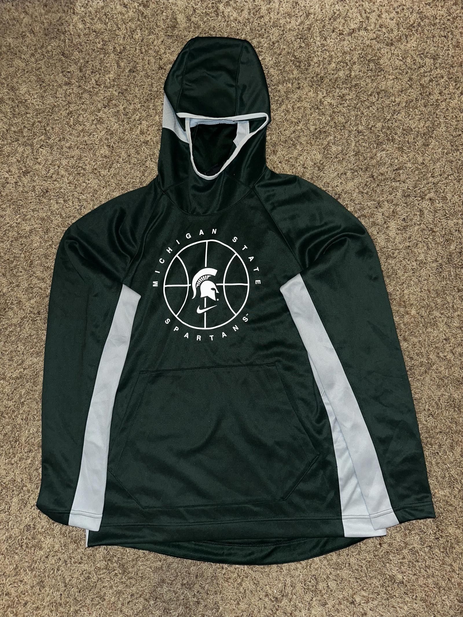 Nike Nike Men Michigan State Spartan Basketball Pullover Hoodie Size US L / EU 52-54 / 3 - 1 Thumbnail