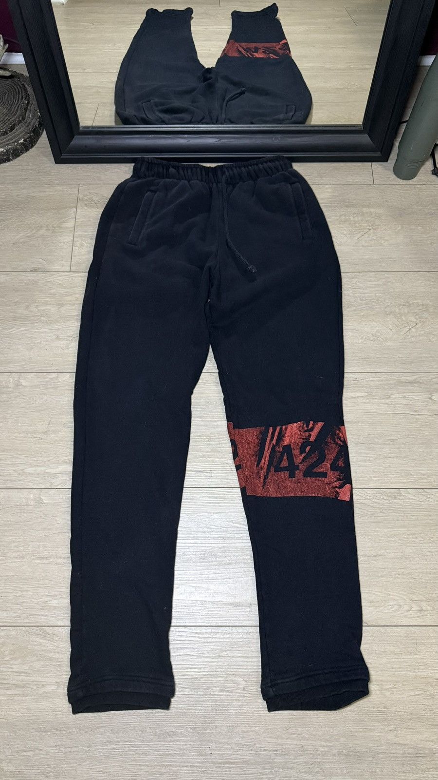 424 Y2K 424 On Fairfax Reg Logo French Terry Sweatpants AW18 Size US 31 - 1 Thumbnail