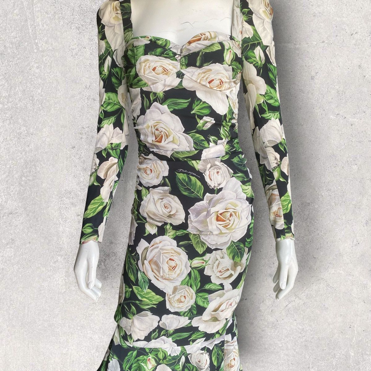 Dolce & Gabbana Fall19 Floral Print Sweat heart Neck Dress Size XS / US 0-2 / IT 36-38 - 6 Thumbnail