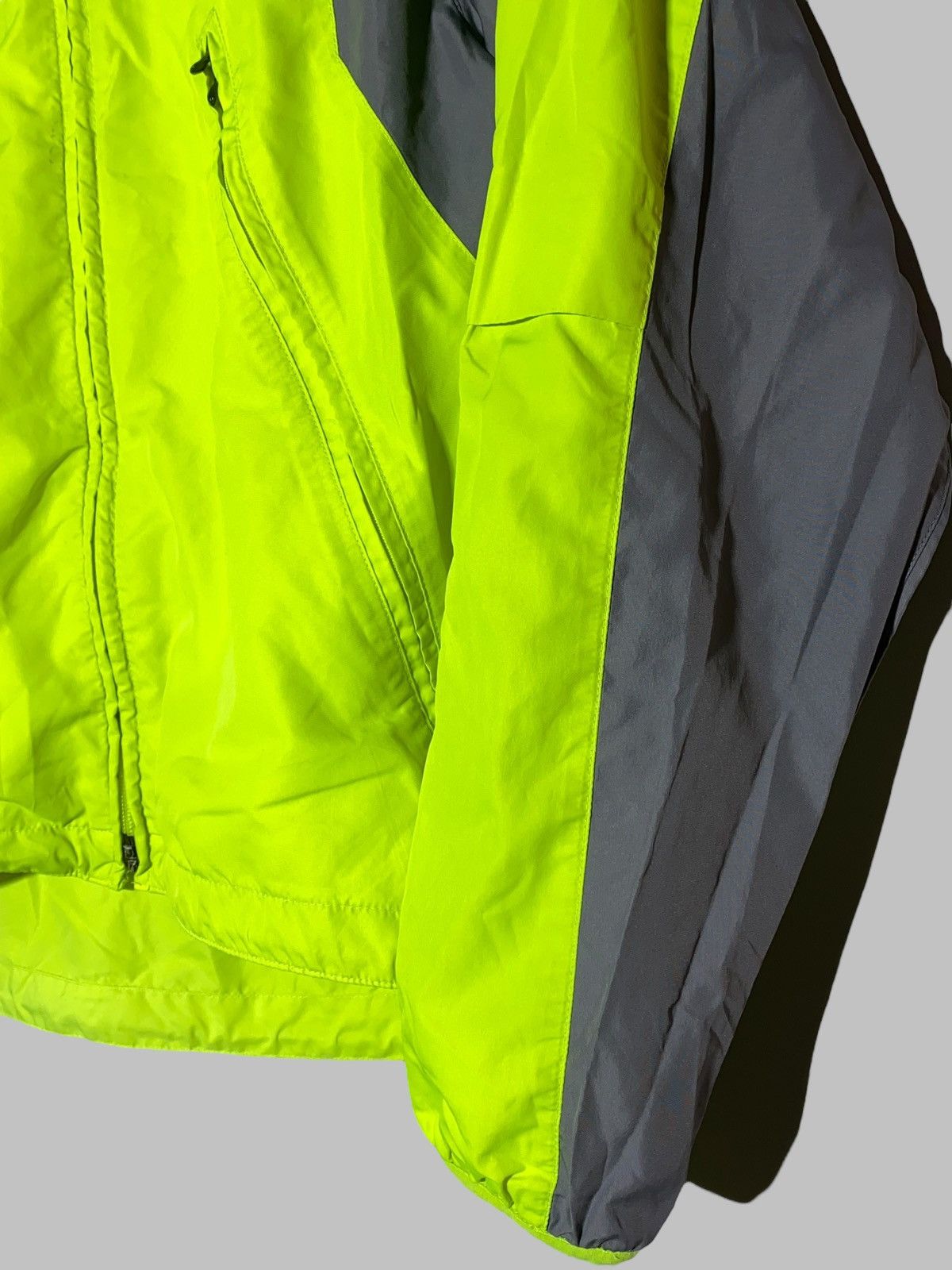 Nike 🔥 Y2K NIKE ACID LIME WINDBREAKER HYPER TECH UTILITY LOOK Size US S / EU 44-46 / 1 - 9 Thumbnail
