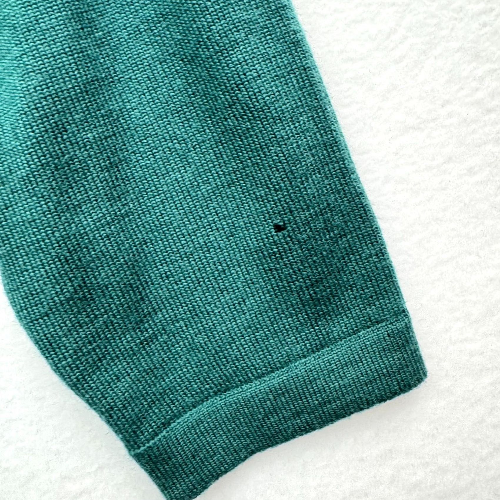 Gap VINTAGE Gap Men's Sweater Collared Long Sleeve Green 100% Merino Wool Pullover M Wool Mens 90s Distressed Size US M / EU 48-50 / 2 - 2 Thumbnail