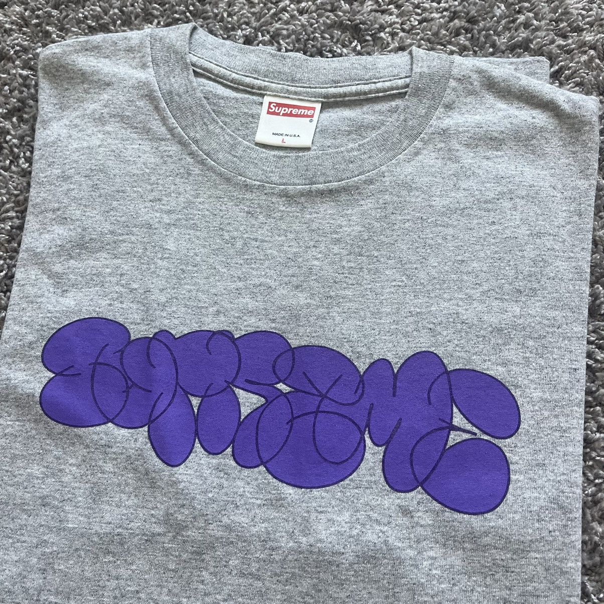 Supreme 2001 RARE Supreme Bubble Letter Throw Up Tee Size Large Size US L / EU 52-54 / 3 - 2 Thumbnail