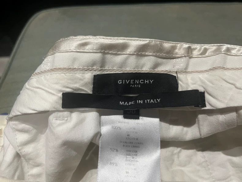 Givenchy Givenchy Design paradise bird shorts, size 38 Size US 38 / EU 54 - 6 Thumbnail