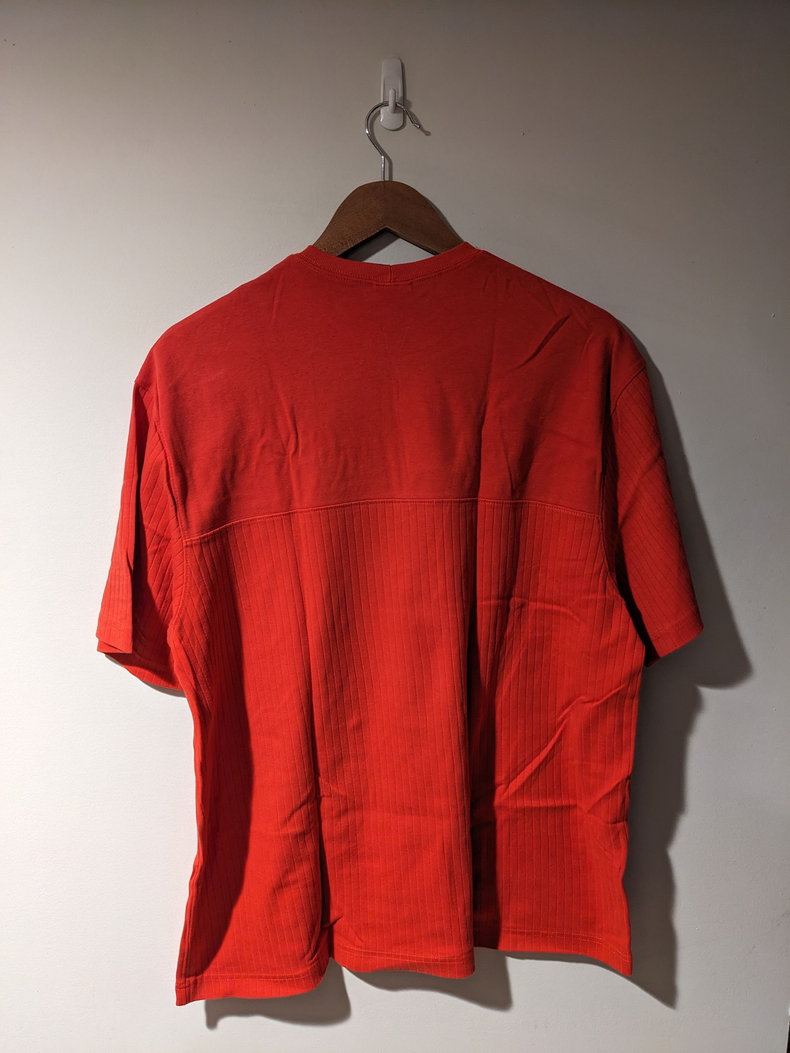 Nike × Vintage Vintage Y2K Nike Court Heritage Red Medium T-Shirt Size US M / EU 48-50 / 2 - 4 Thumbnail