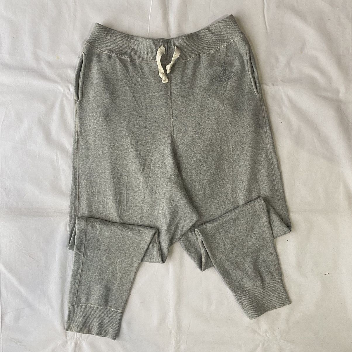 Designer × Vivienne Westwood Japan Market Vivienne Westwood Homewear Grey Logo Sweatpants Size US 36 / EU 52 - 2 Thumbnail